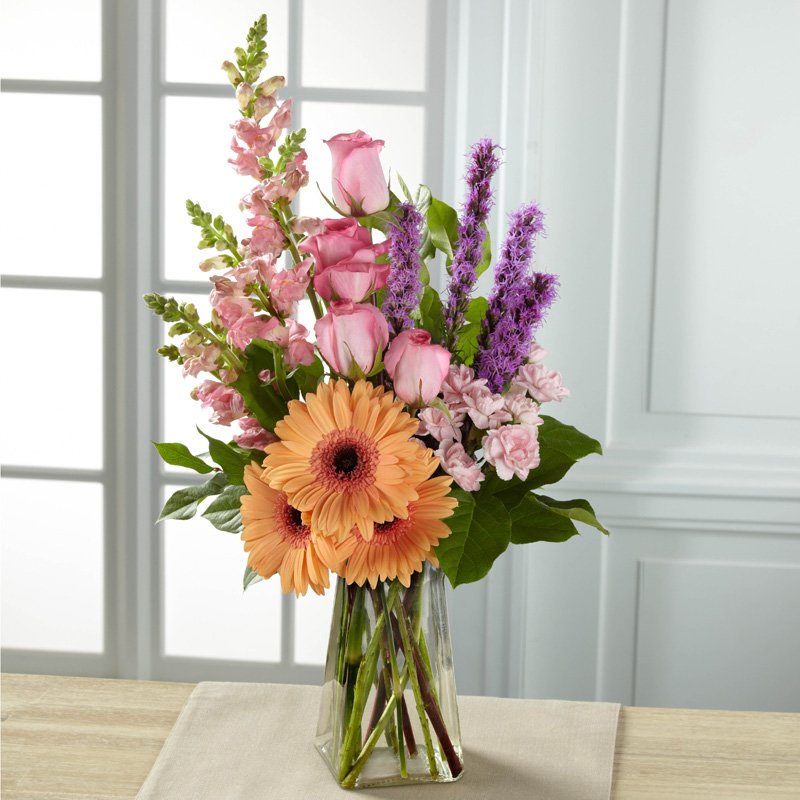 Blushing Invitations Bouquet