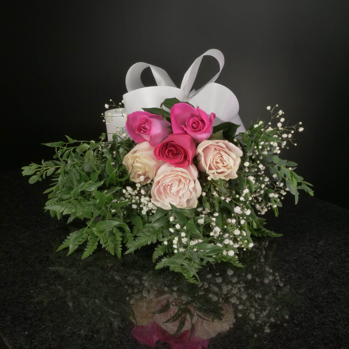 6 Roses / Hand-Tied / Fancy