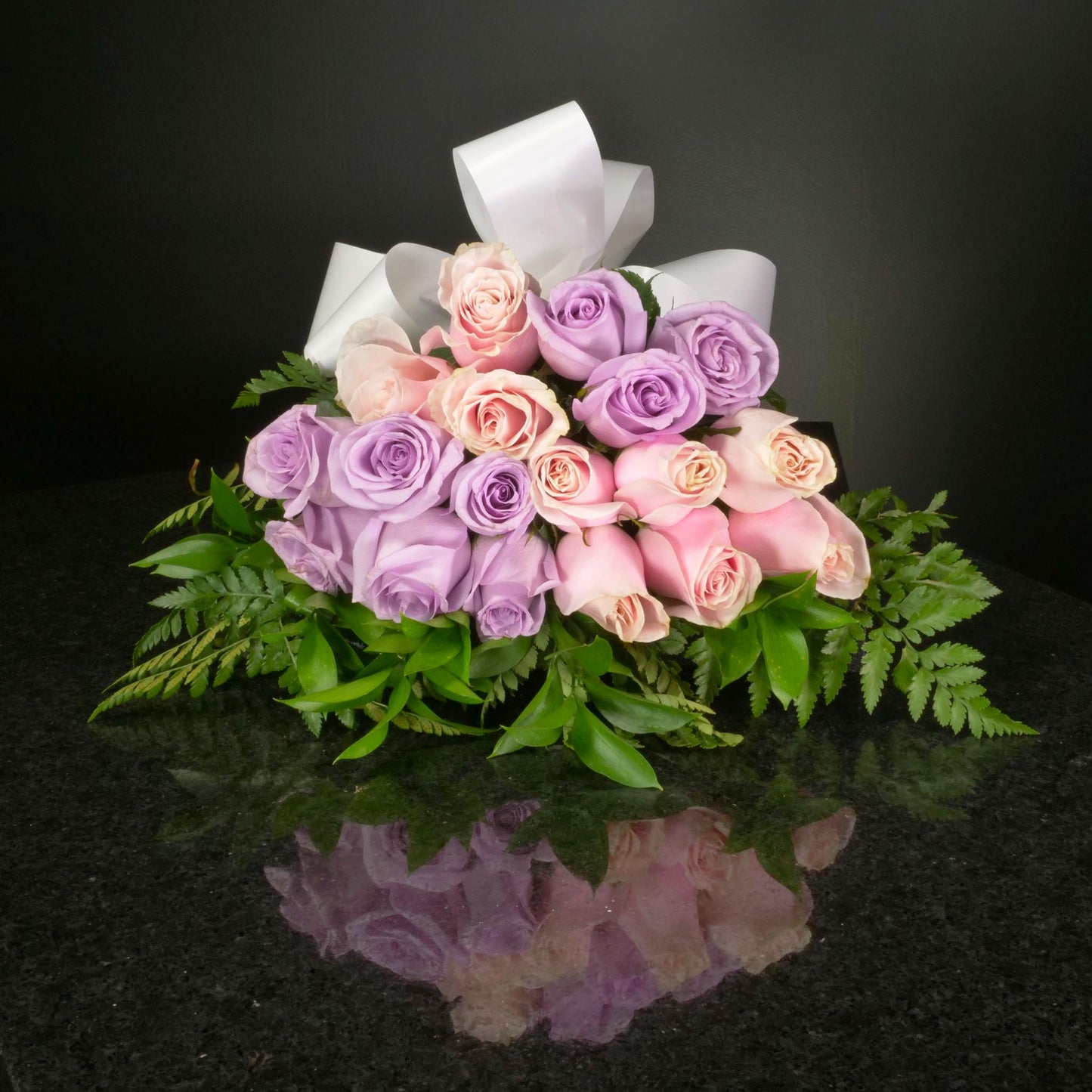 18 Roses / Hand-Tied / Basic