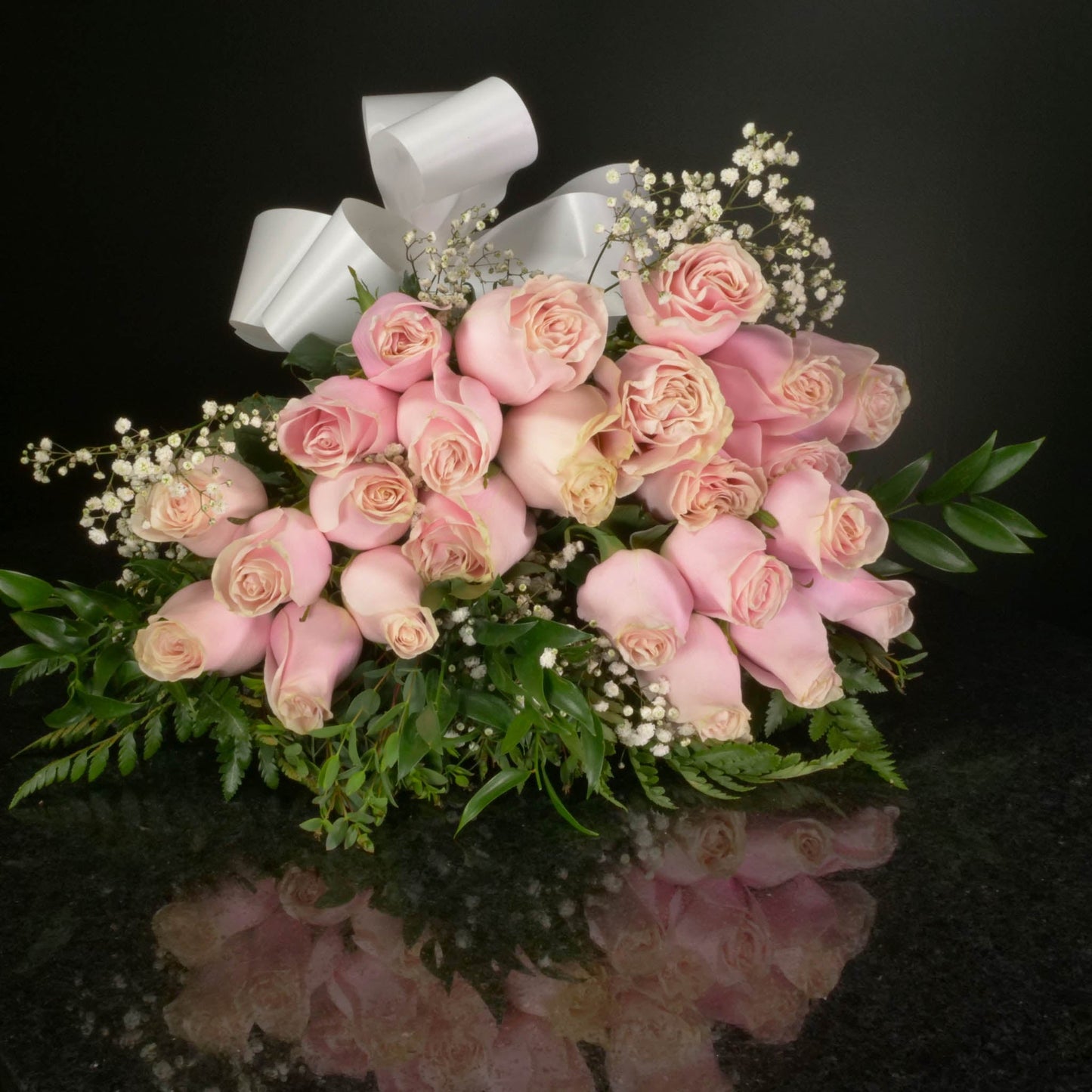 24 Roses / Hand-Tied / Fancy