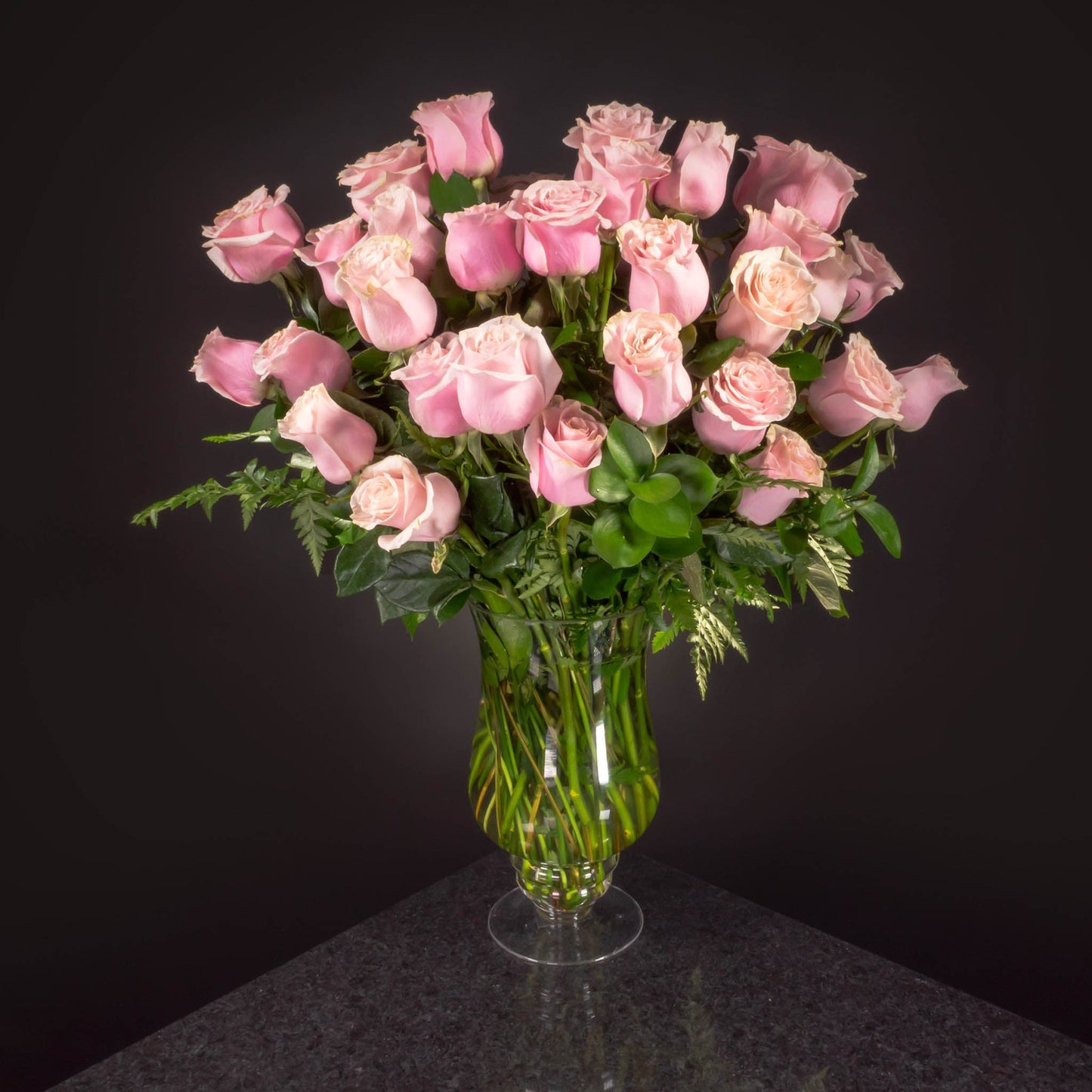 50 Roses / Vase / Basic