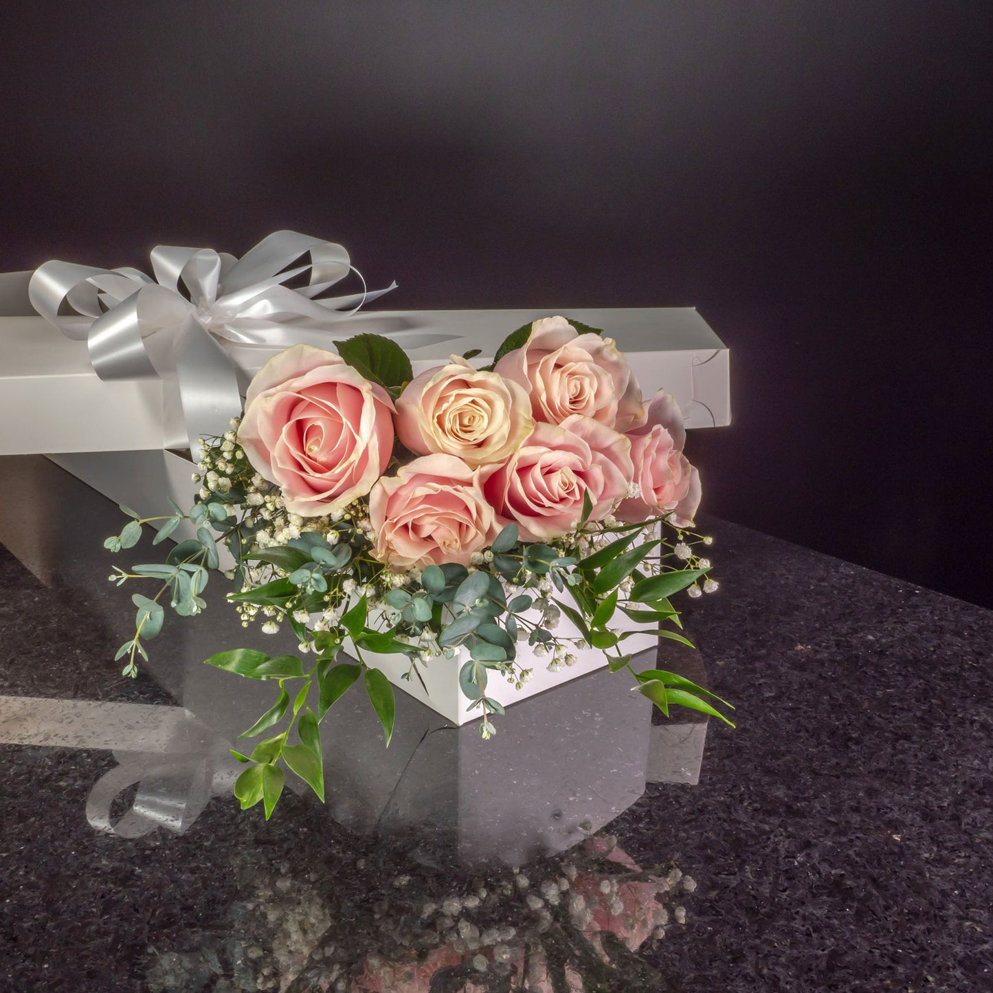 6 Roses / Boxed / Fancy