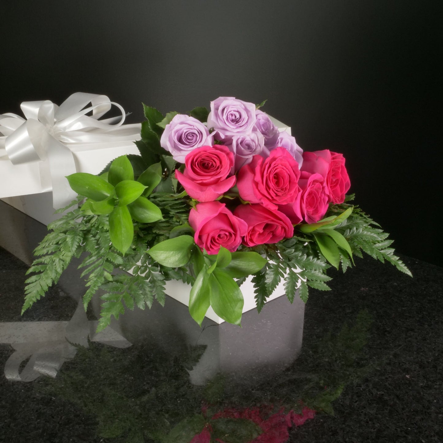 12 Roses / Boxed / Basic