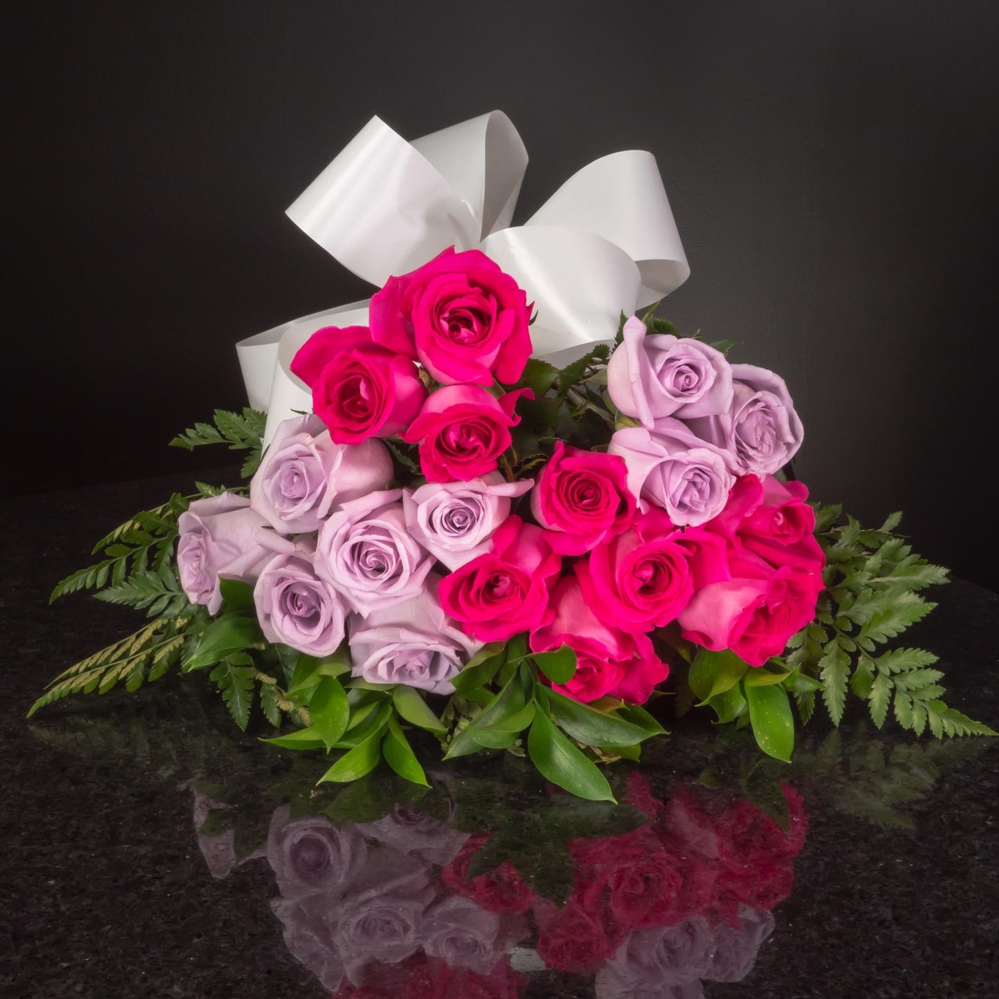 18 Roses / Hand-Tied / Basic