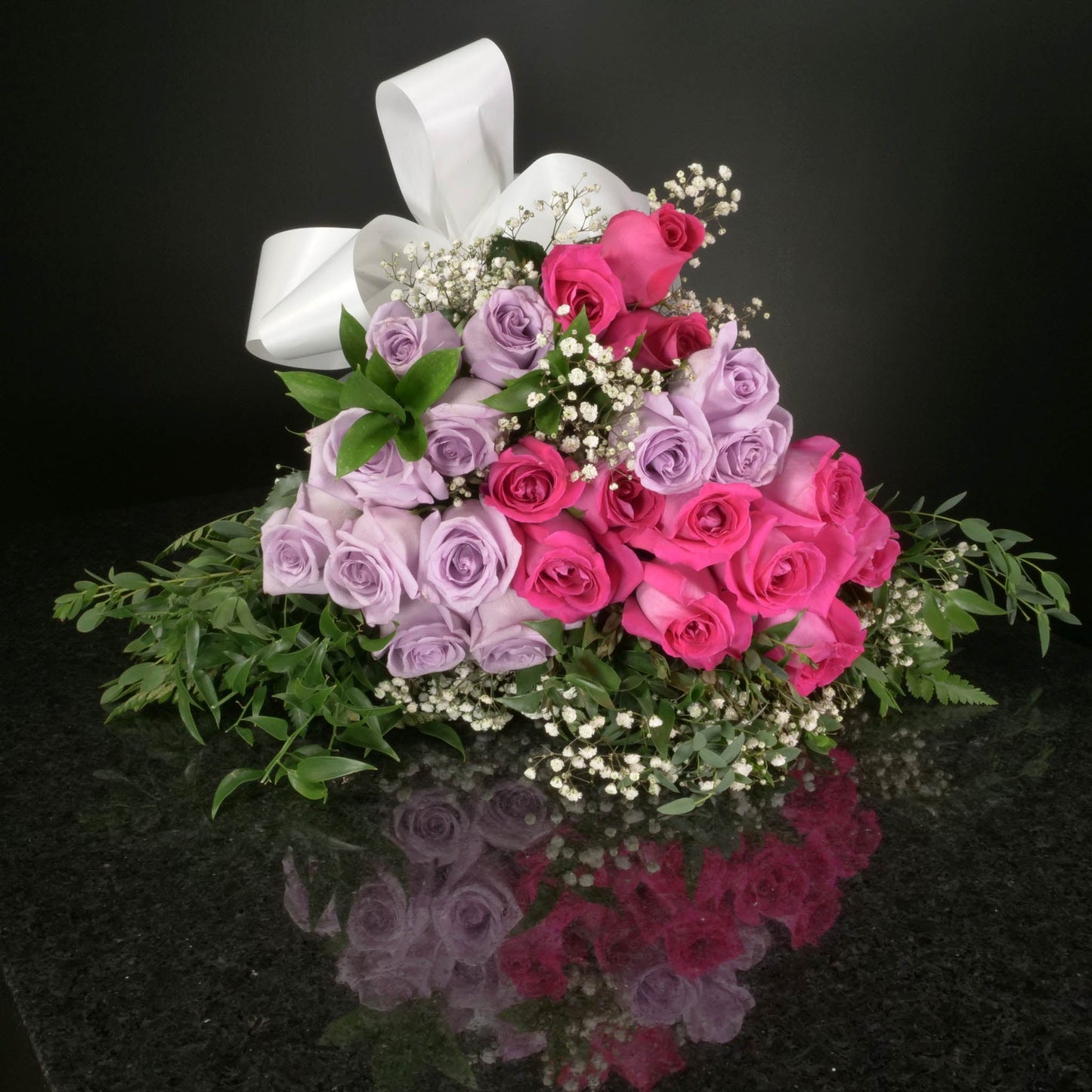 24 Roses / Hand-Tied / Fancy