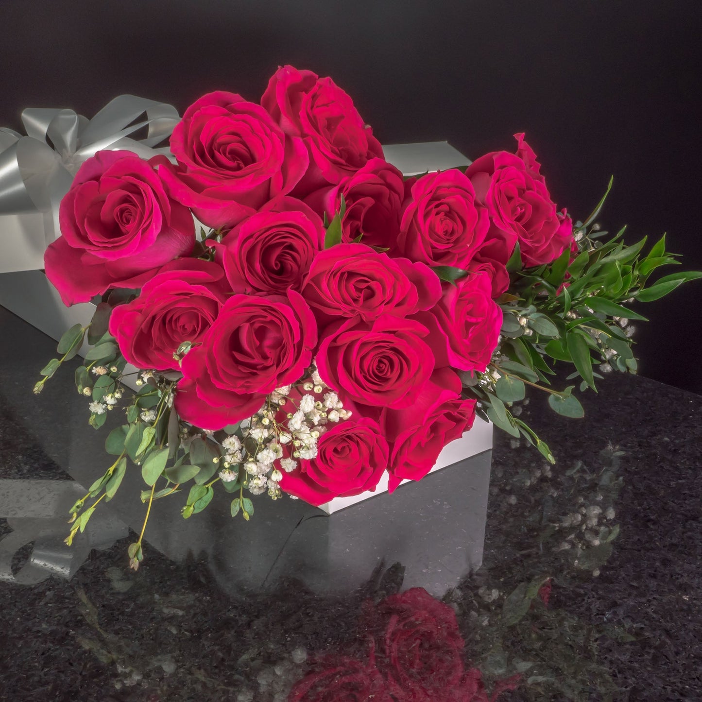 18 Roses / Boxed / Fancy