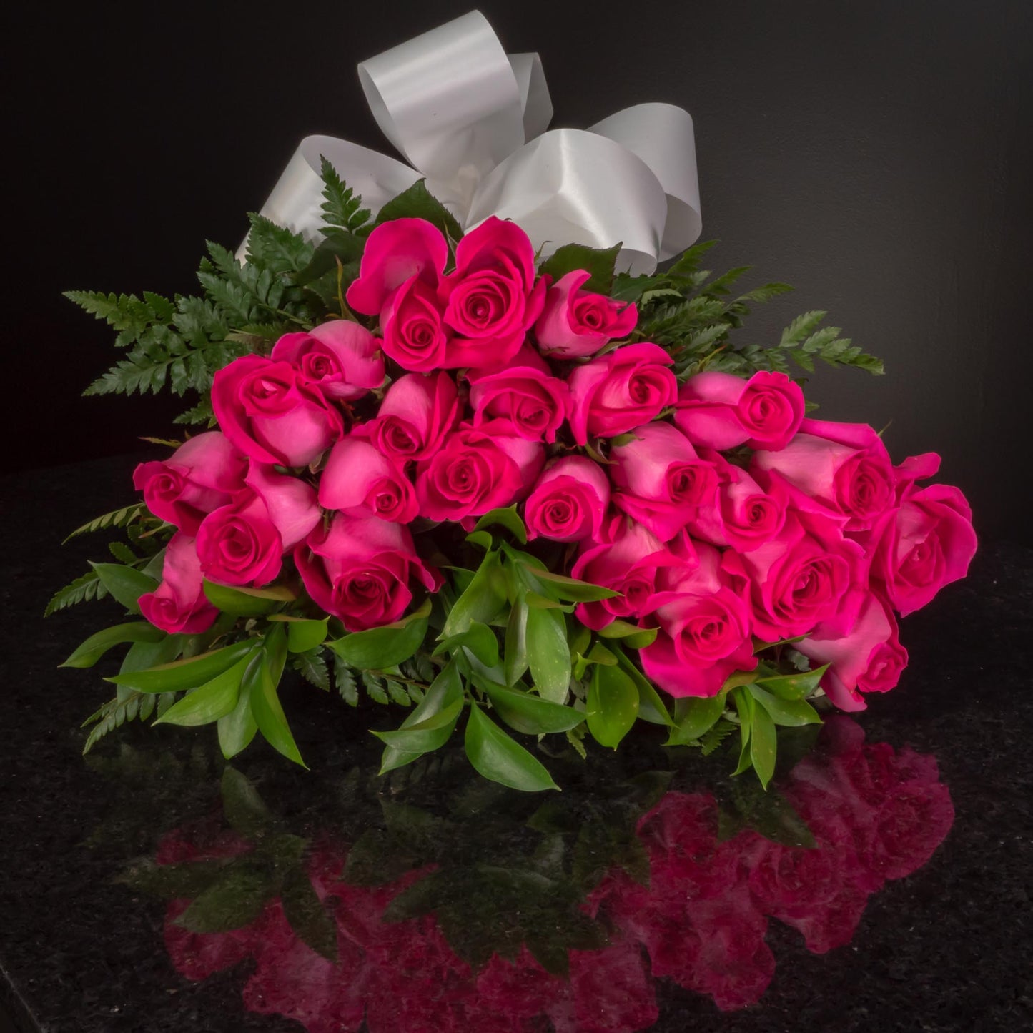 24 Roses / Hand-Tied / Basic