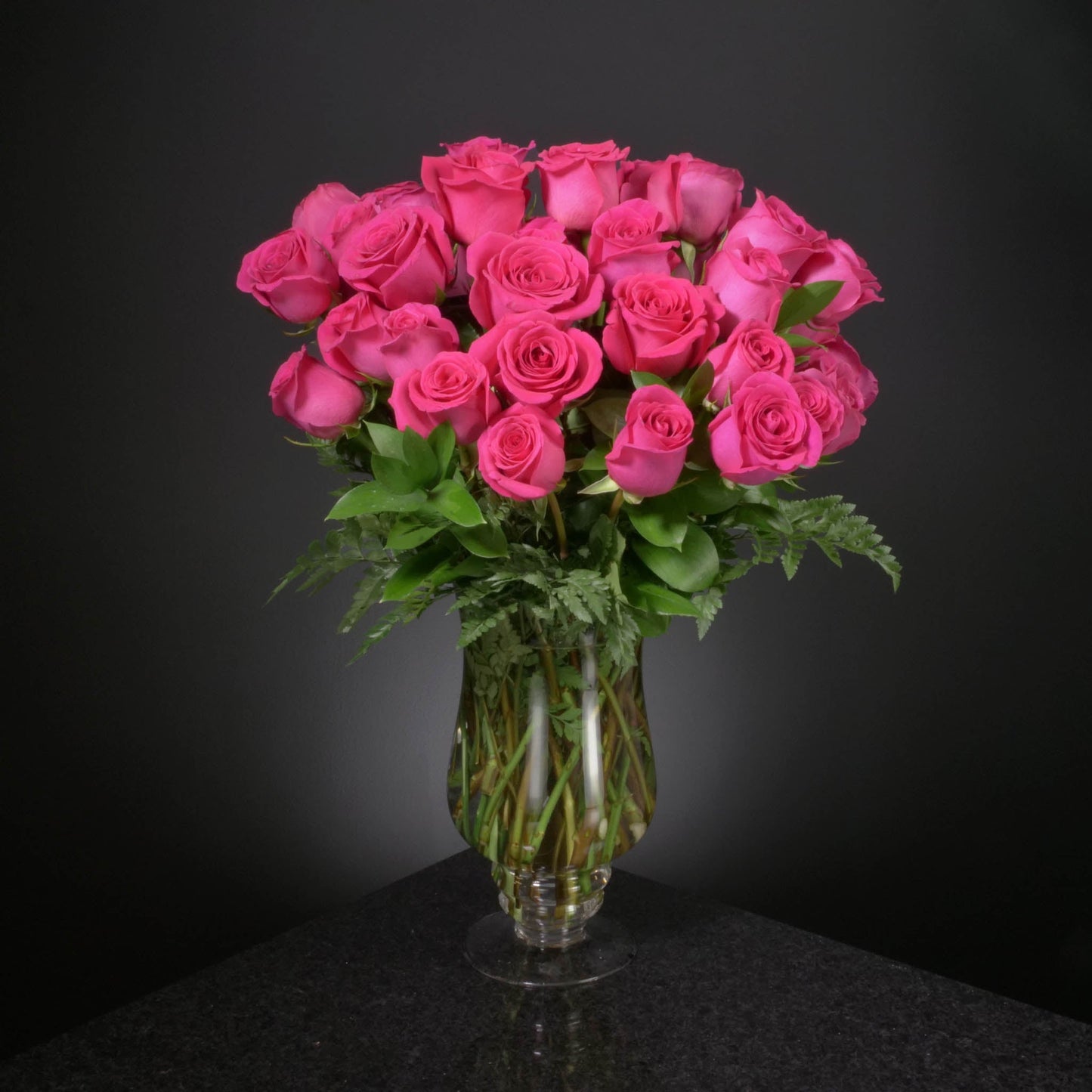 50 Roses / Vase / Basic