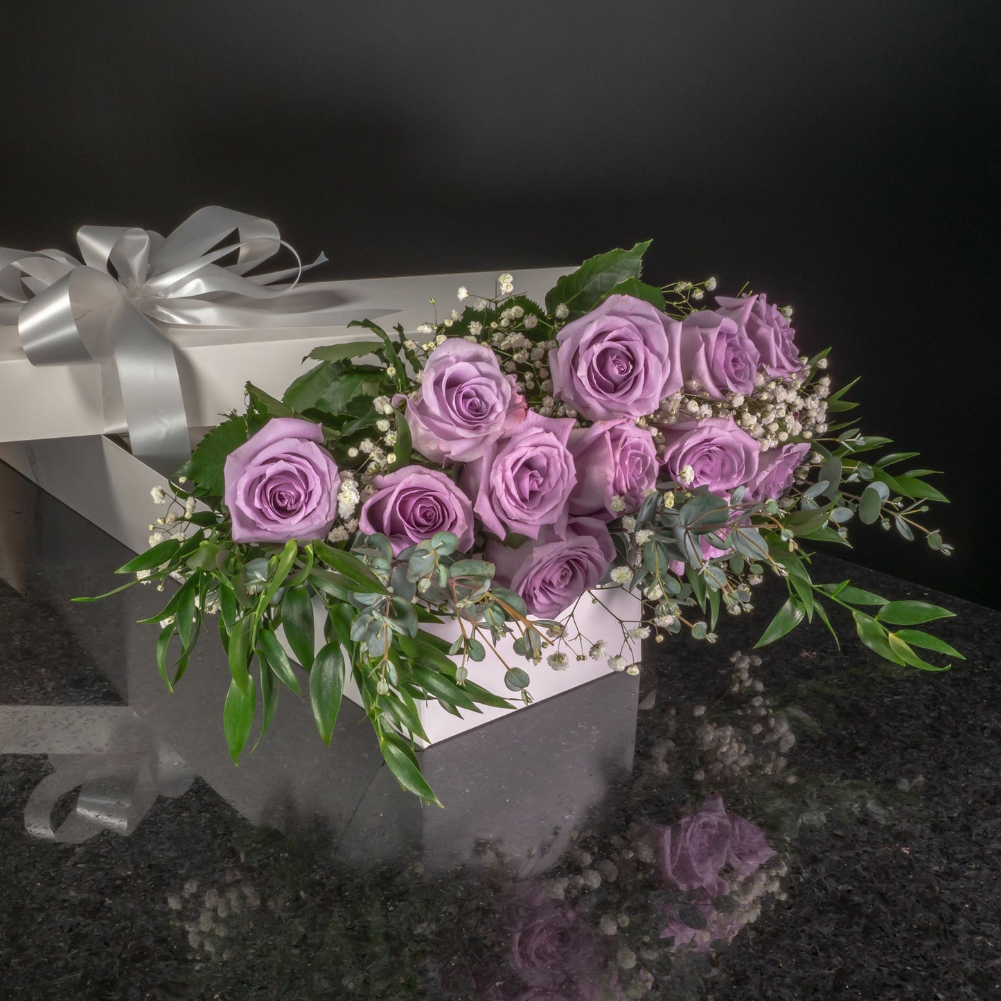 12 Roses / Boxed / Fancy