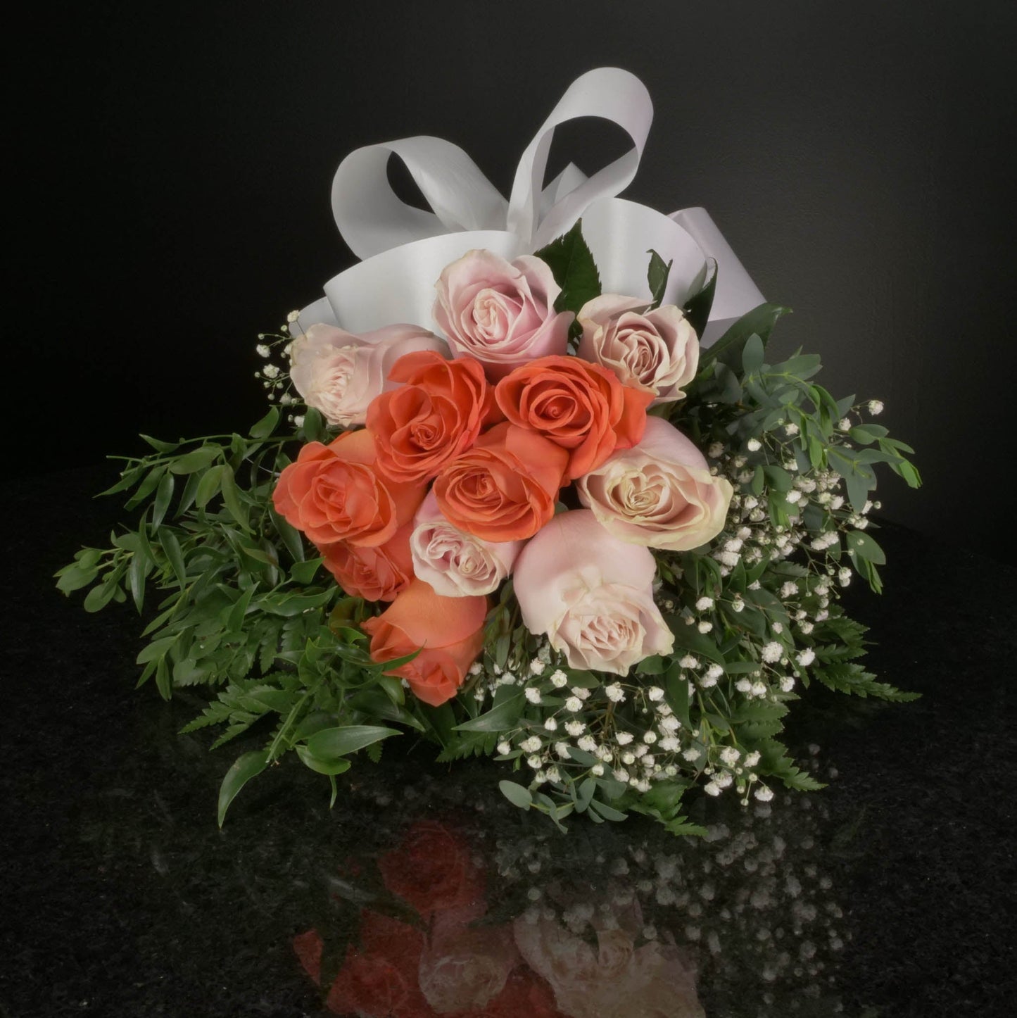 12 Roses / Hand-Tied / Fancy