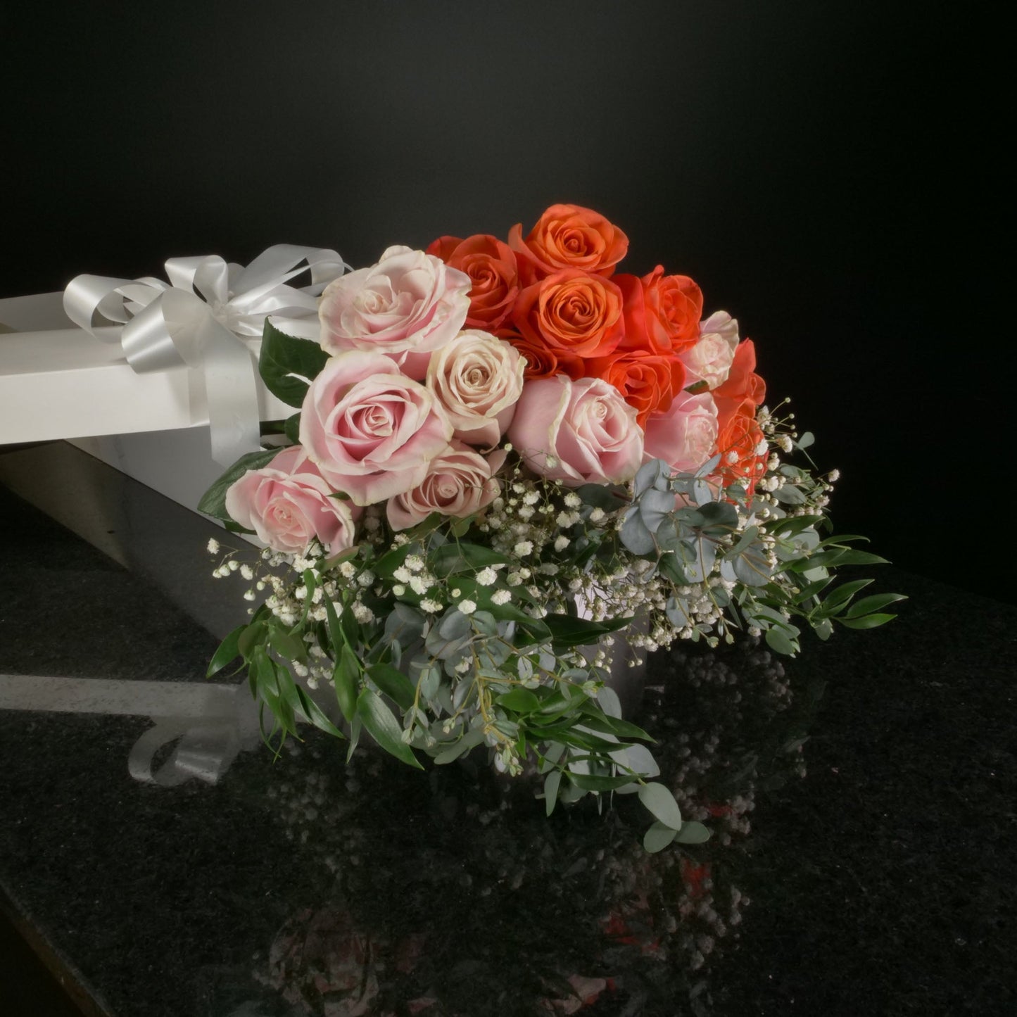 18 Roses / Boxed / Fancy