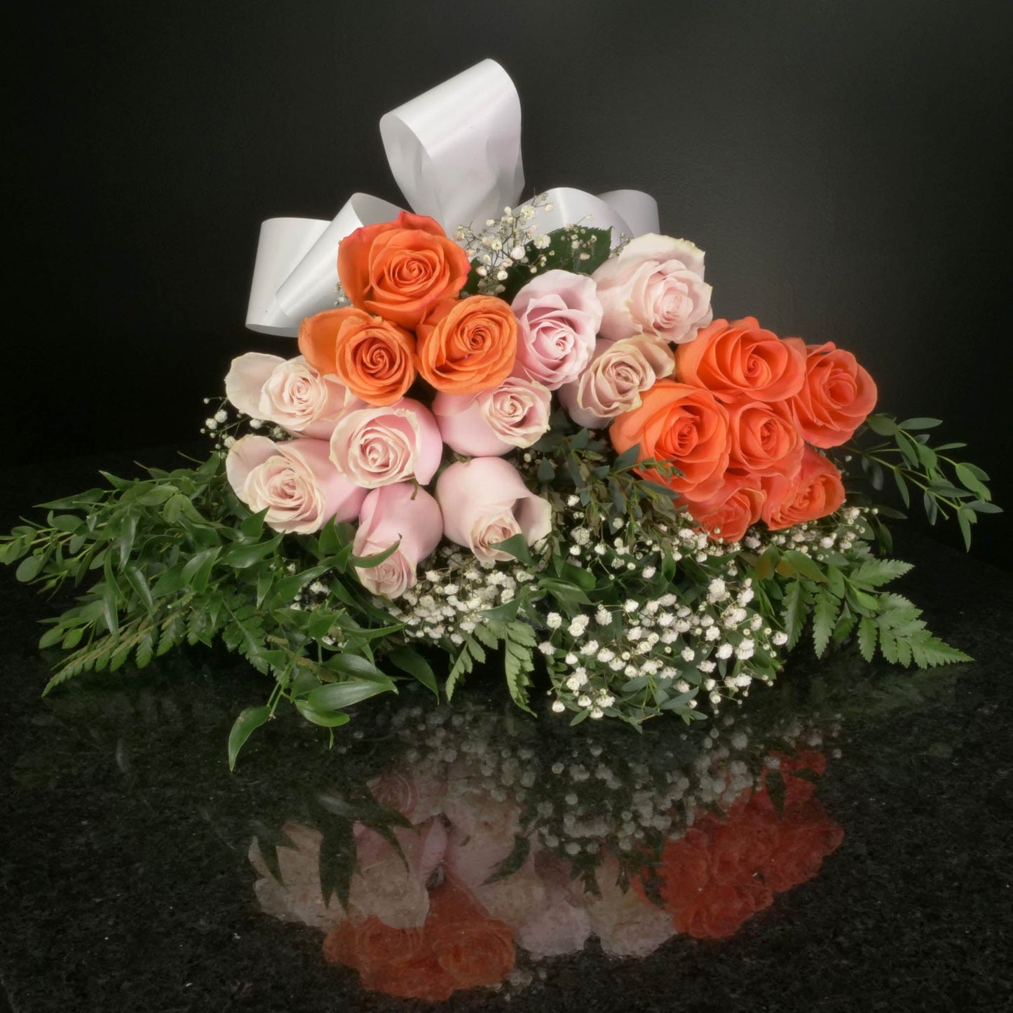 18 Roses / Hand-Tied / Fancy