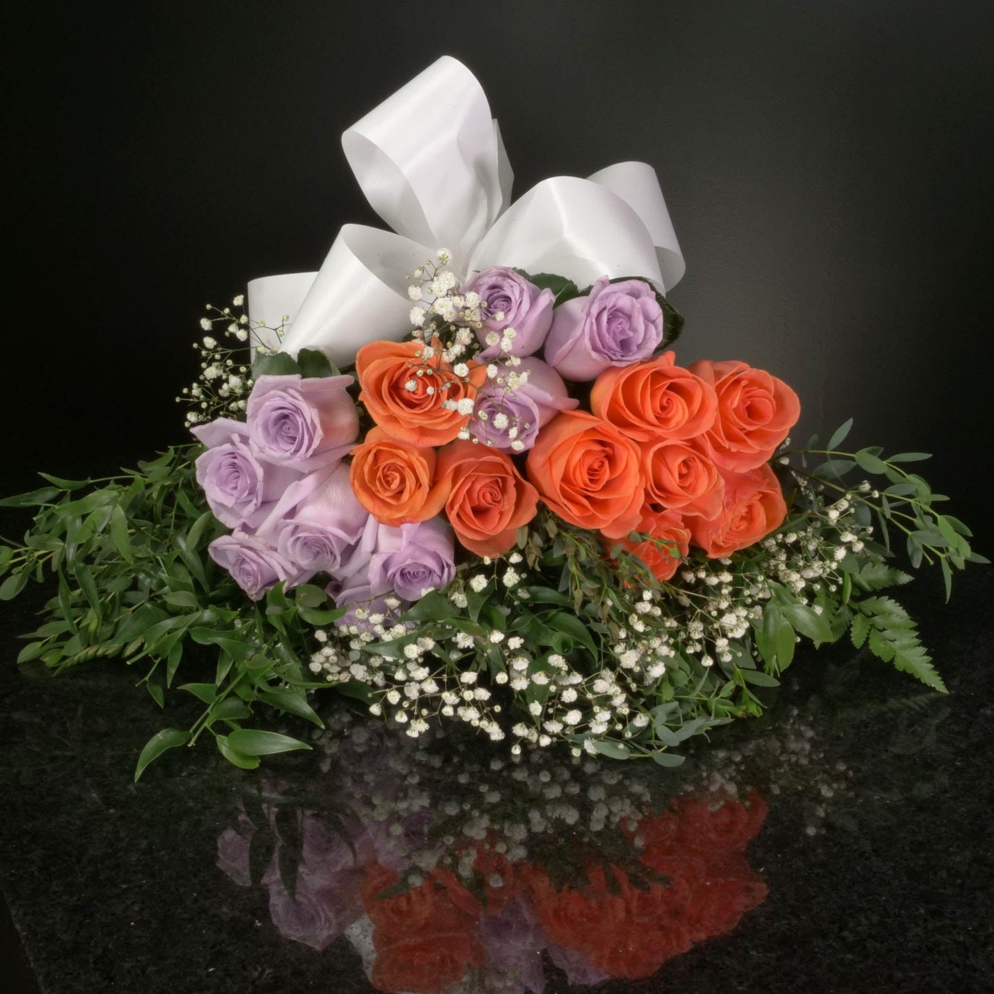 18 Roses / Hand-Tied / Fancy