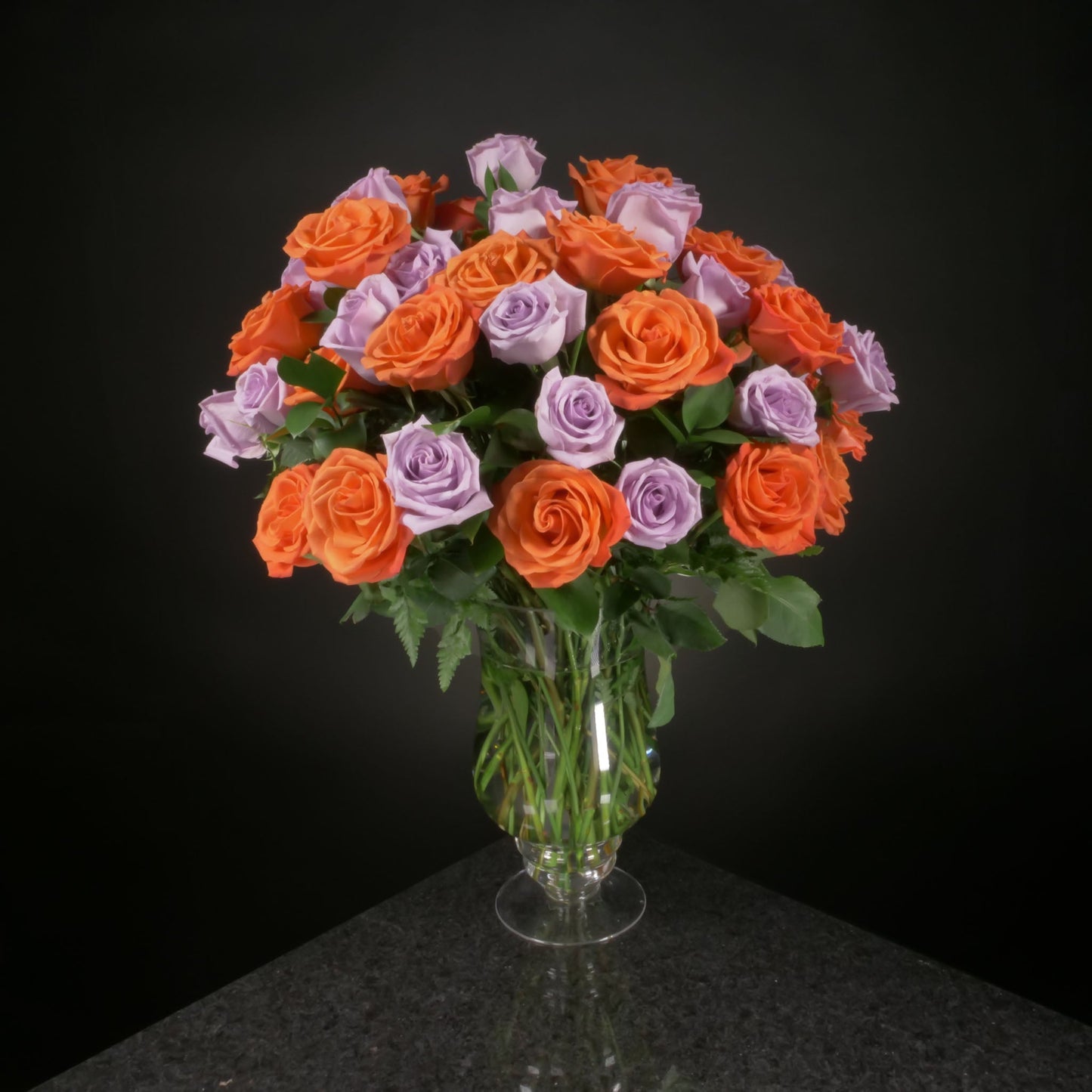 50 Roses / Vase / Basic