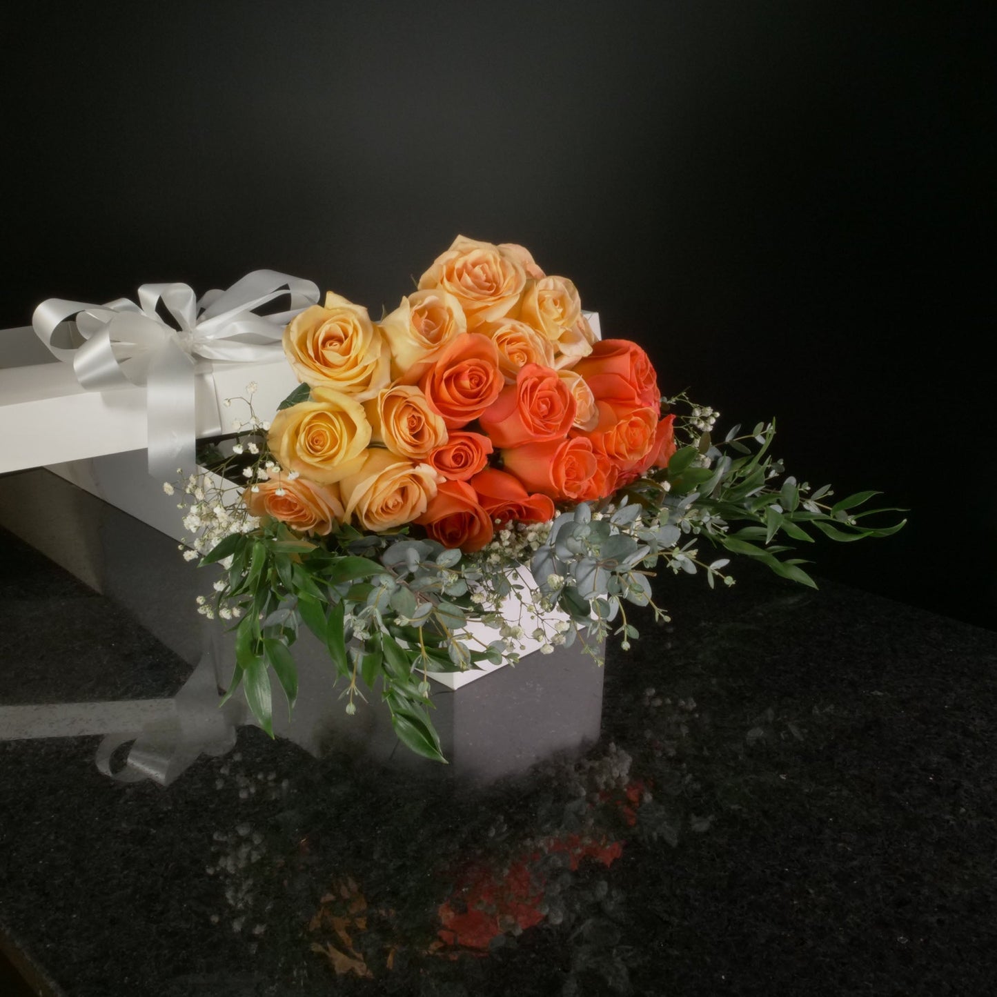 24 Roses / Boxed / Fancy