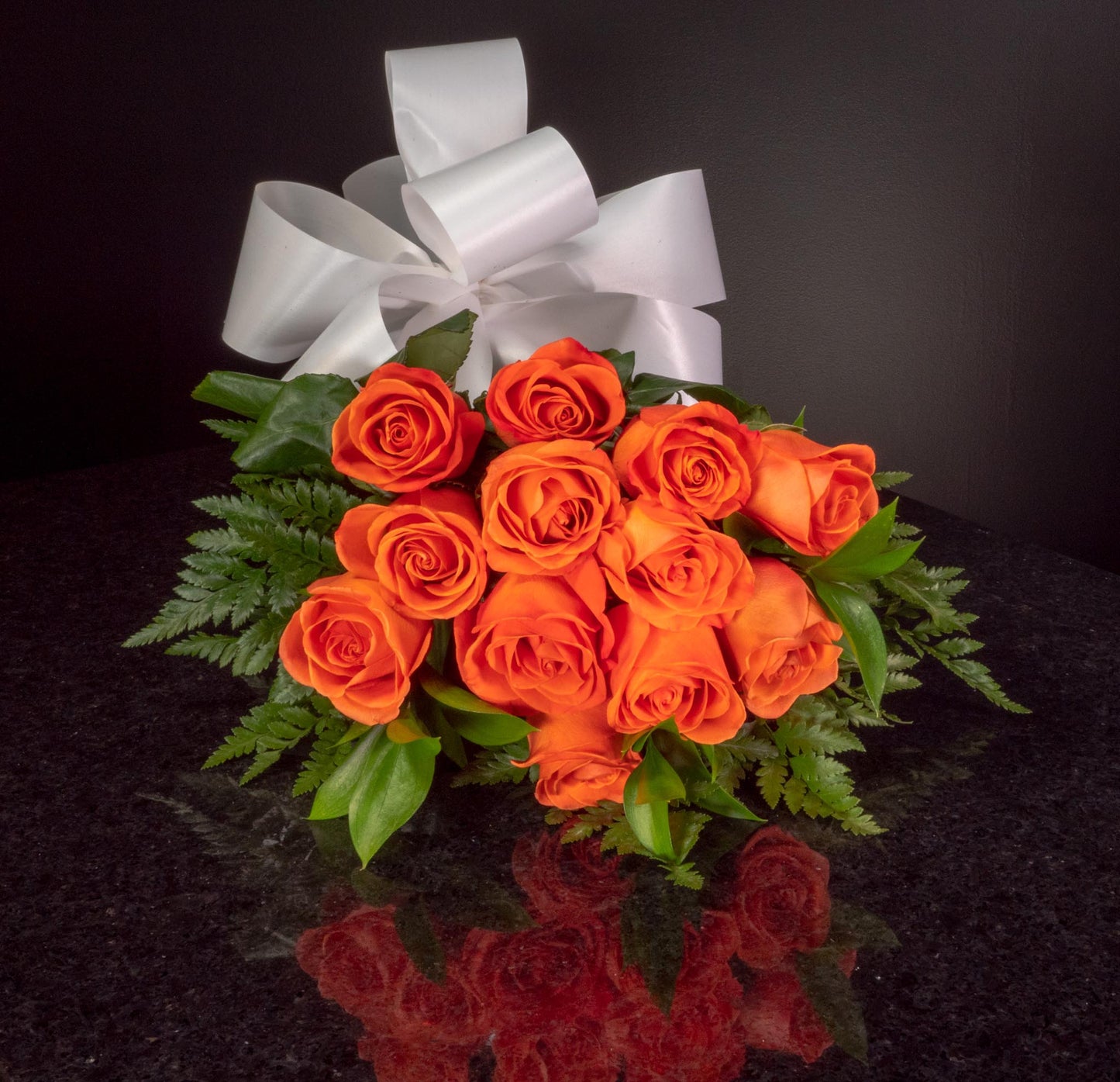 12 Roses / Hand-Tied / Basic