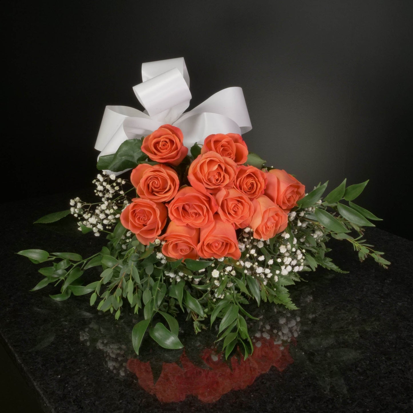12 Roses / Hand-Tied / Fancy