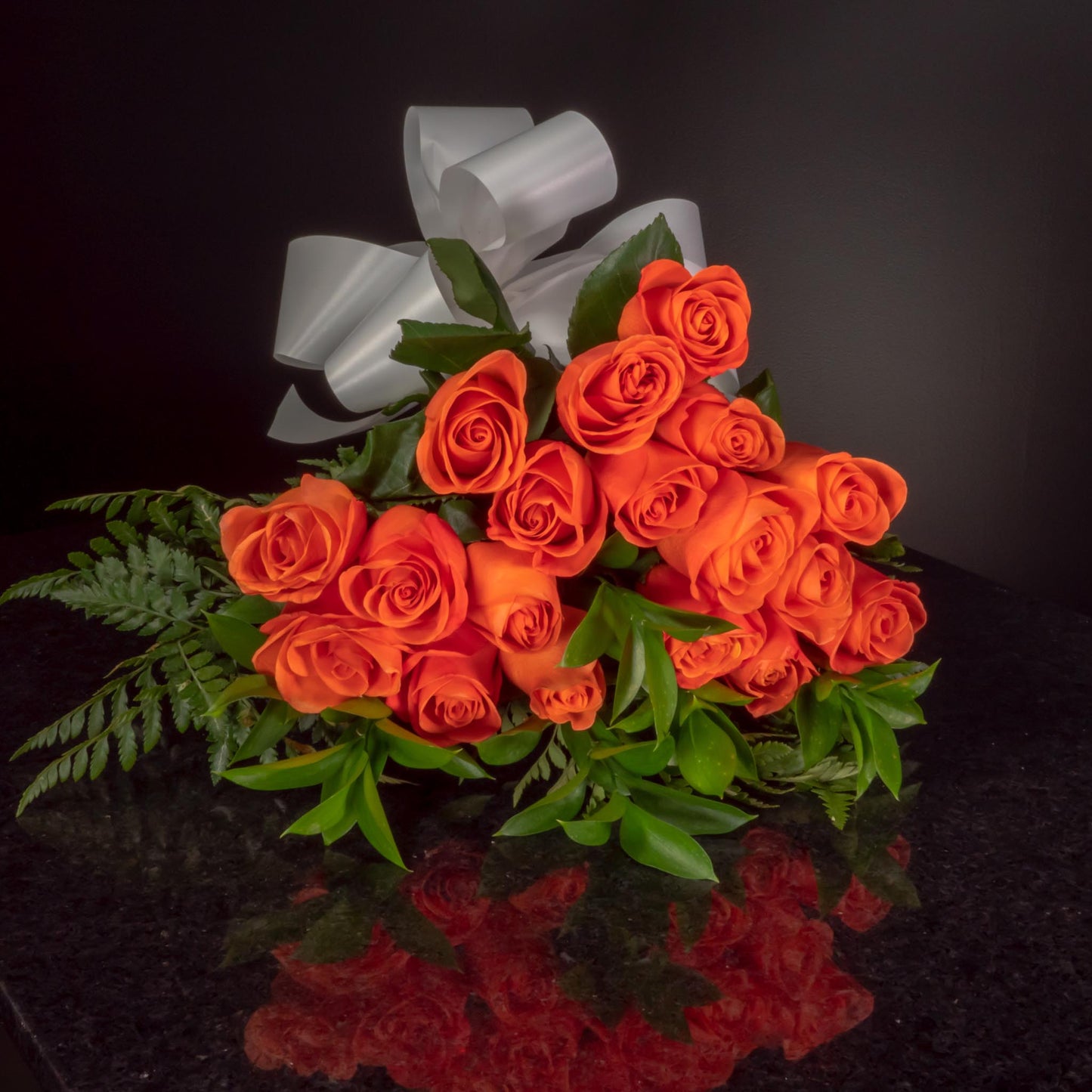 18 Roses / Hand-Tied / Basic