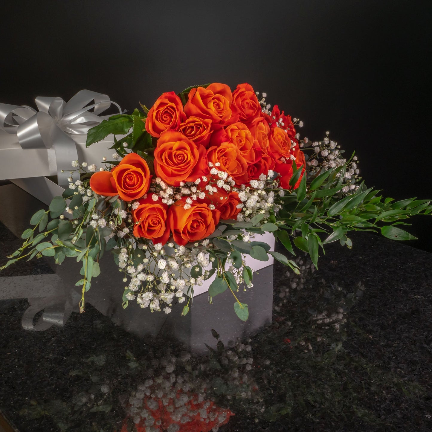 18 Roses / Boxed / Fancy