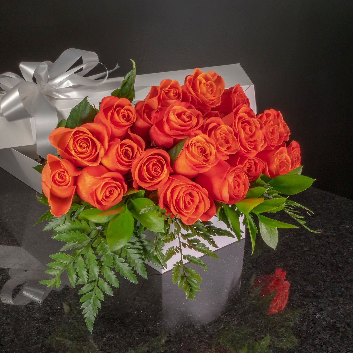 24 Roses / Boxed / Basic