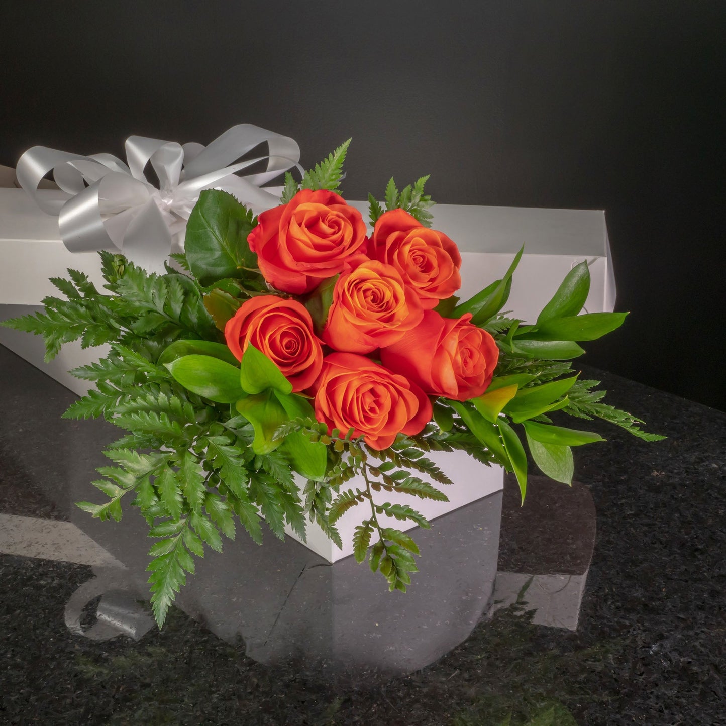 6 Roses / Boxed / Basic
