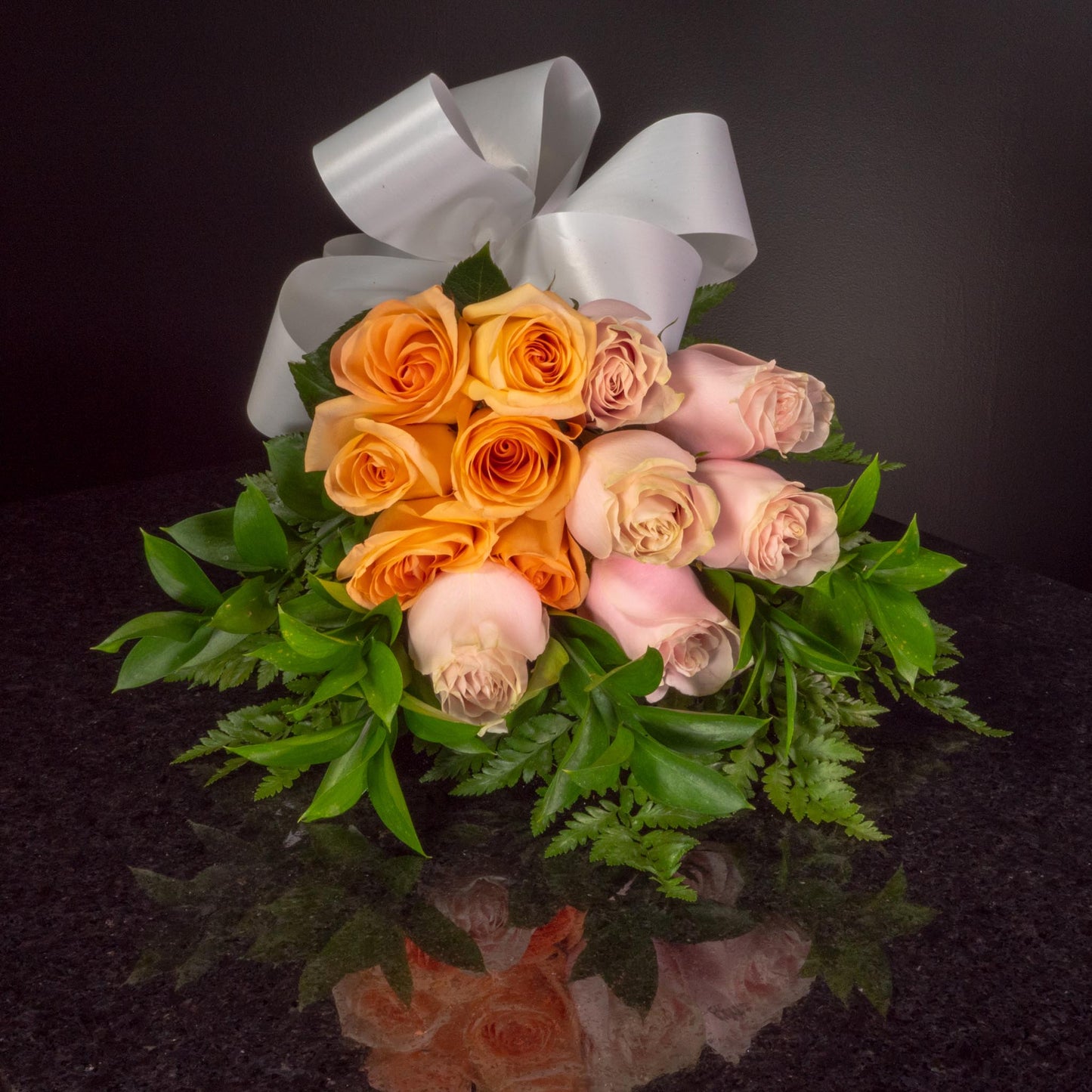 12 Roses / Hand-Tied / Basic
