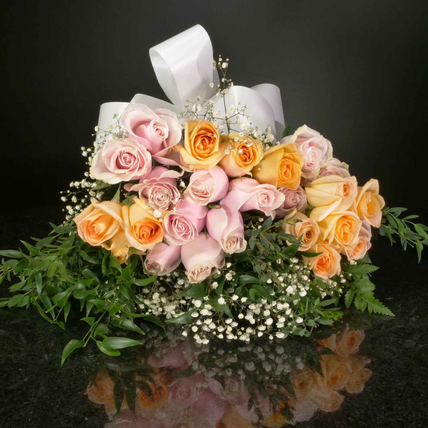 24 Roses / Hand-Tied / Fancy