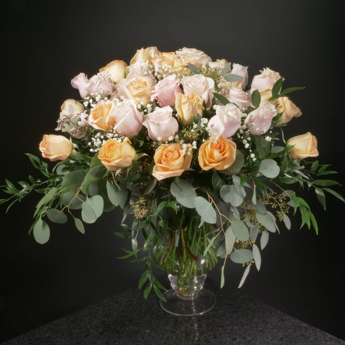50 Roses / Vase / Fancy