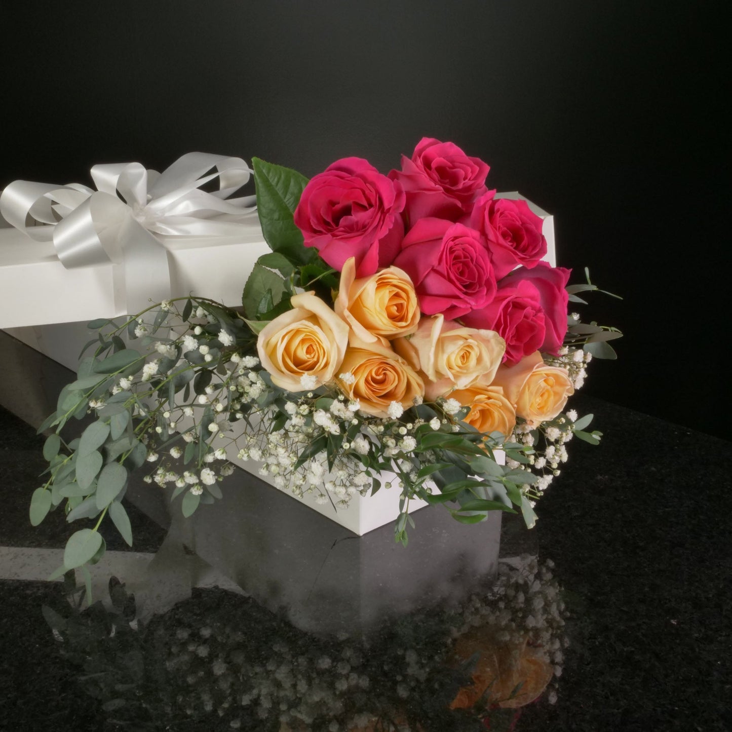 12 Roses / Boxed / Fancy
