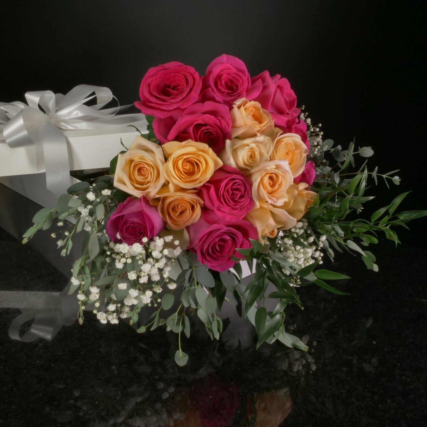 18 Roses / Boxed / Fancy