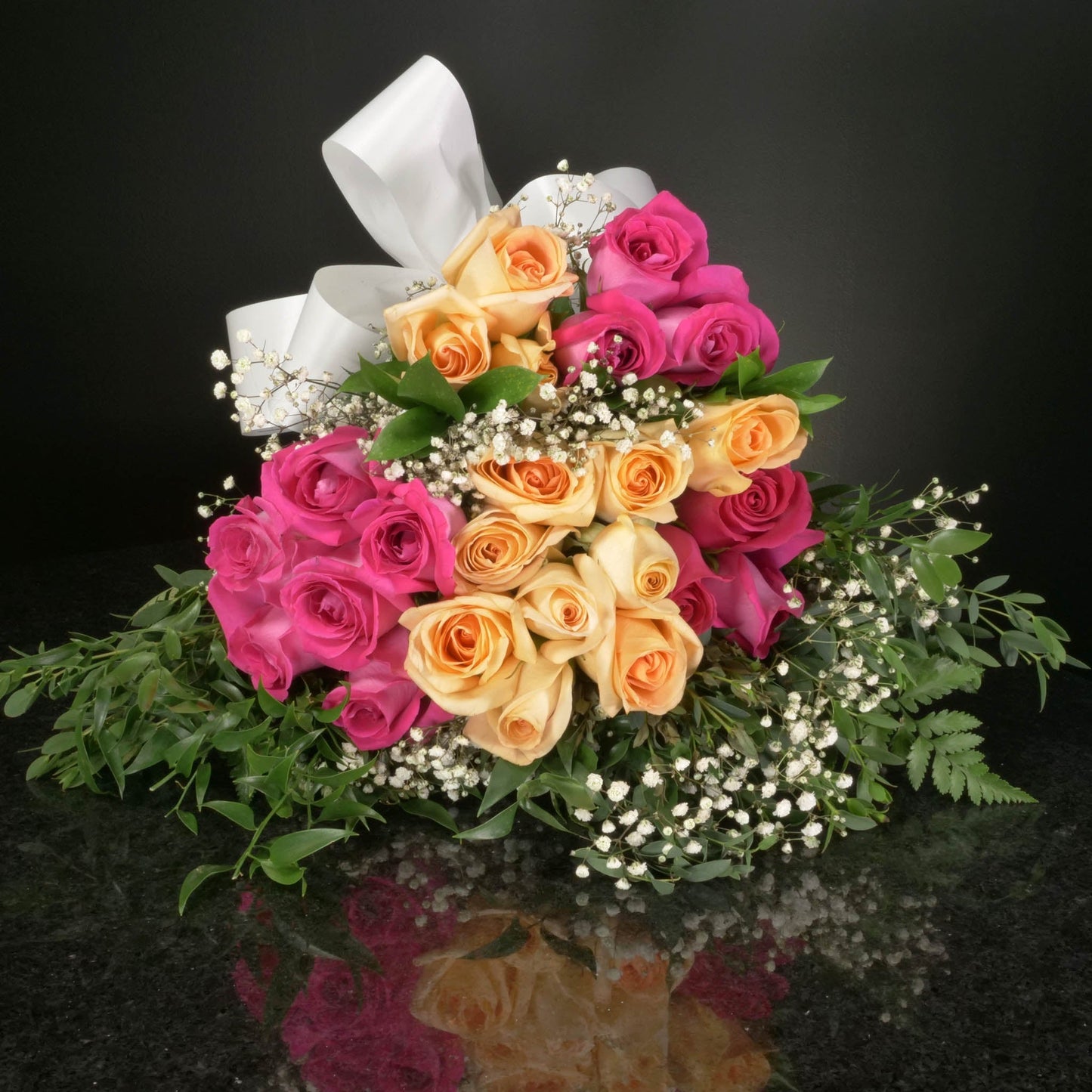 24 Roses / Hand-Tied / Fancy