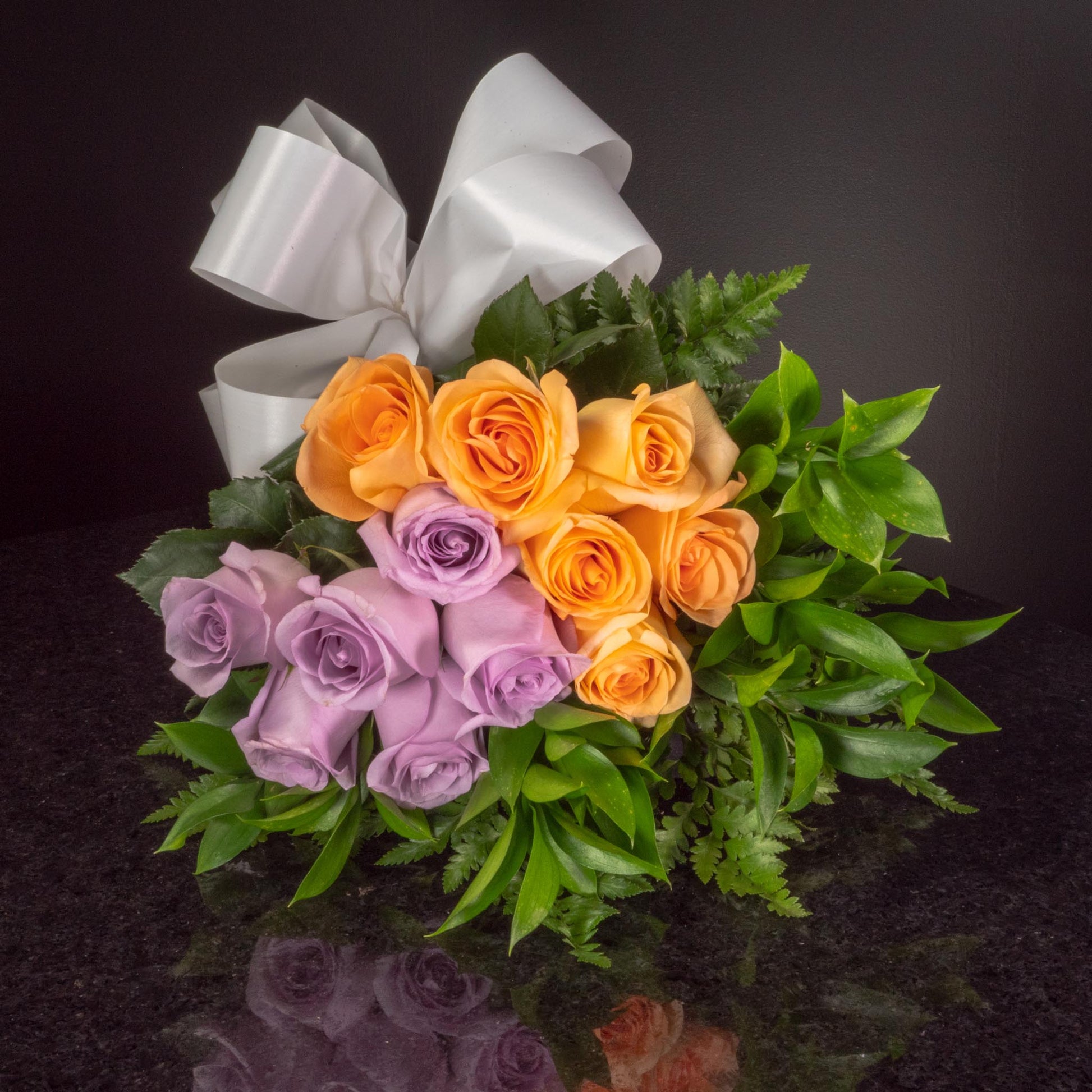 12 Roses / Hand-Tied / Basic