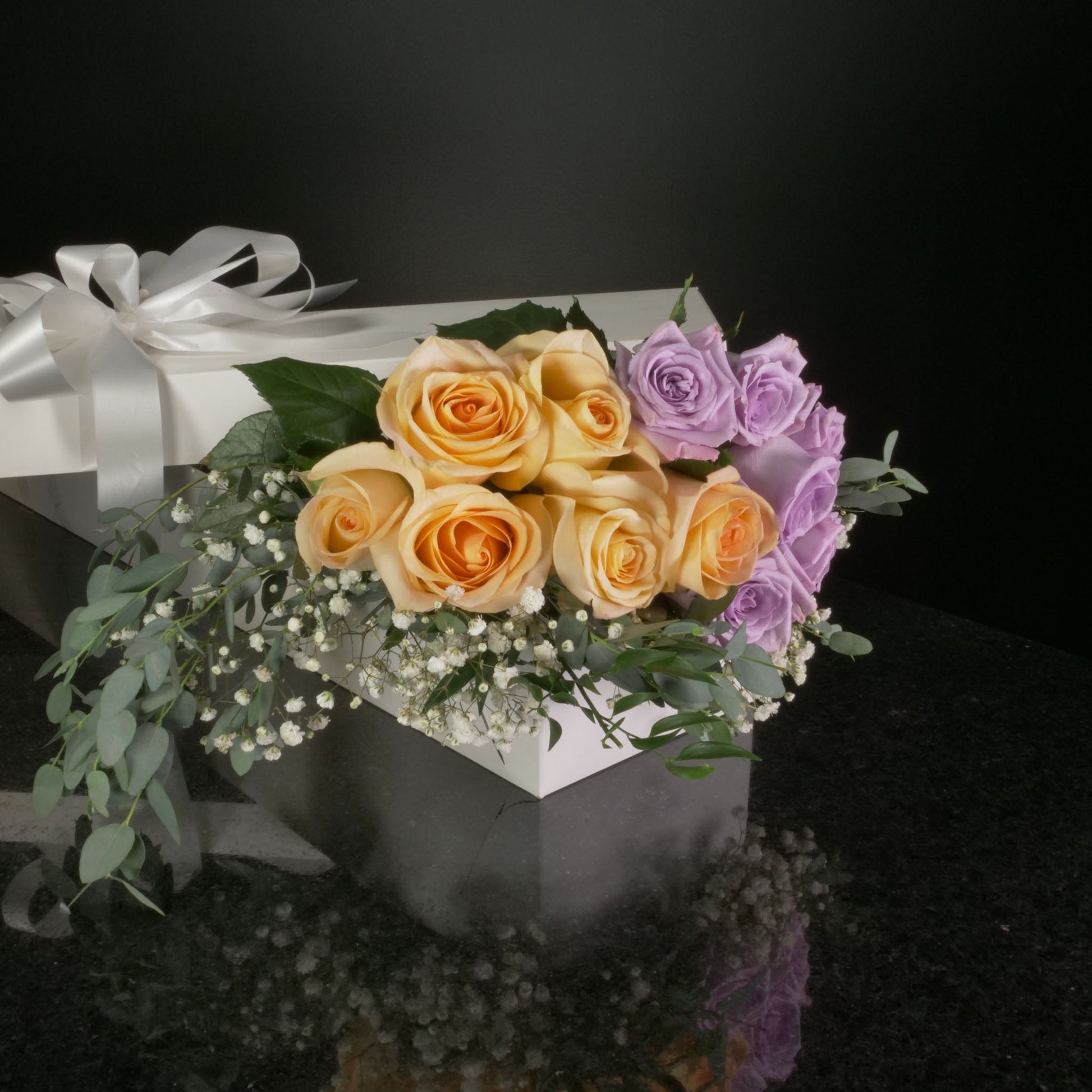 12 Roses / Boxed / Fancy