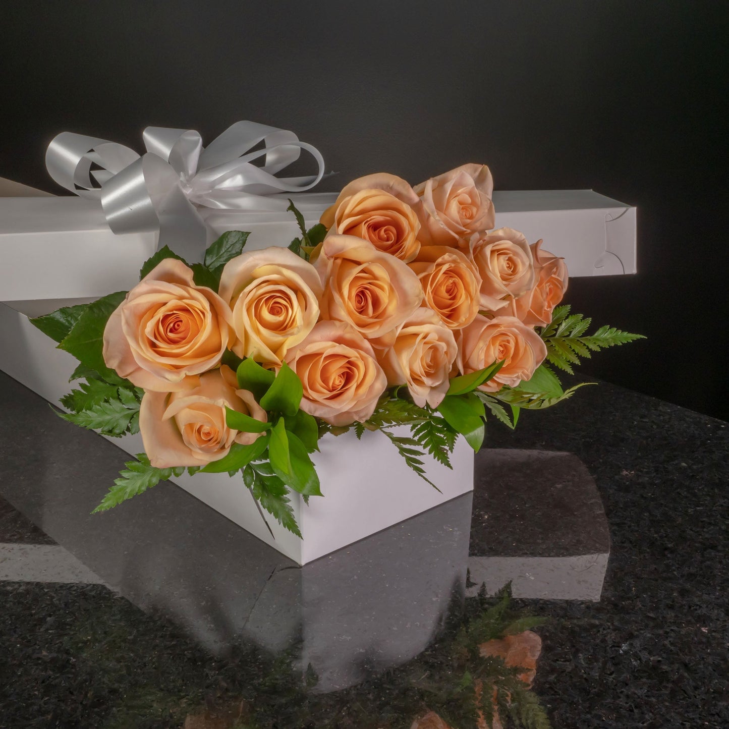 12 Roses / Boxed / Basic