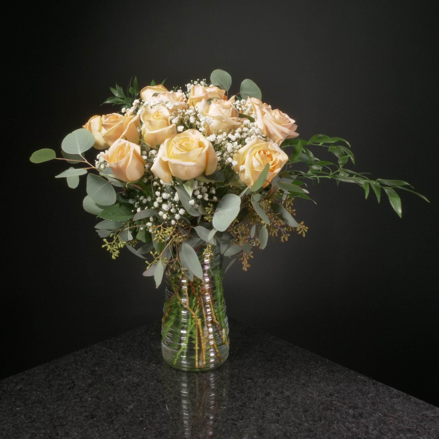 12 Roses / Vase / Fancy