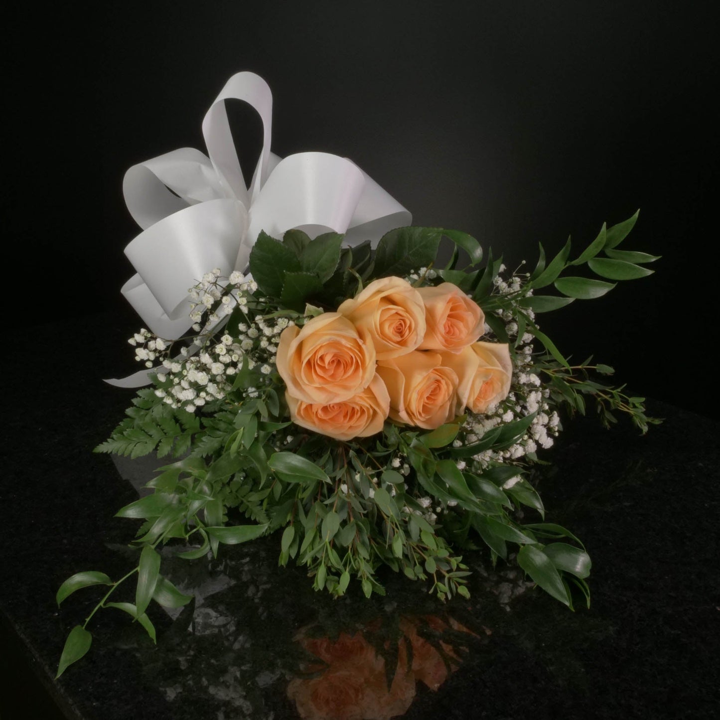 6 Roses / Hand-Tied / Fancy