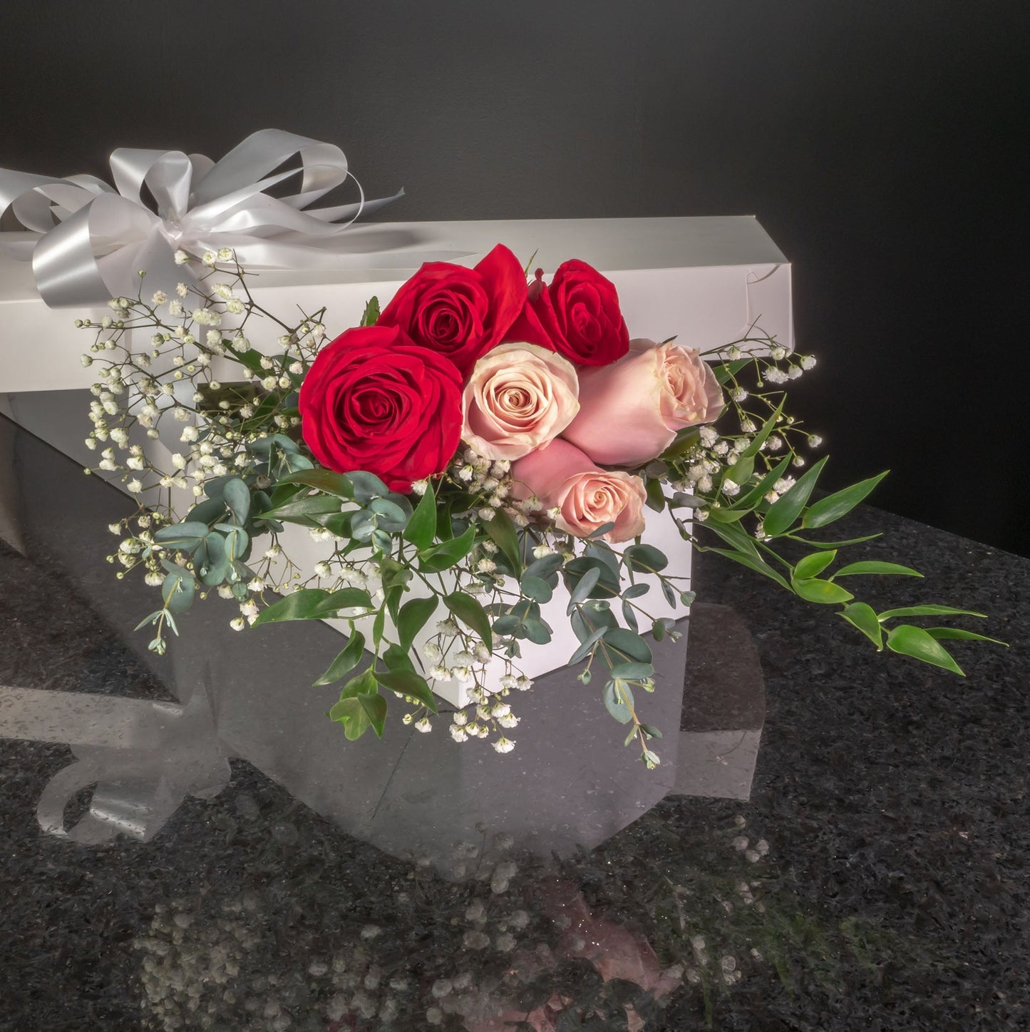 6 Roses / Boxed / Fancy