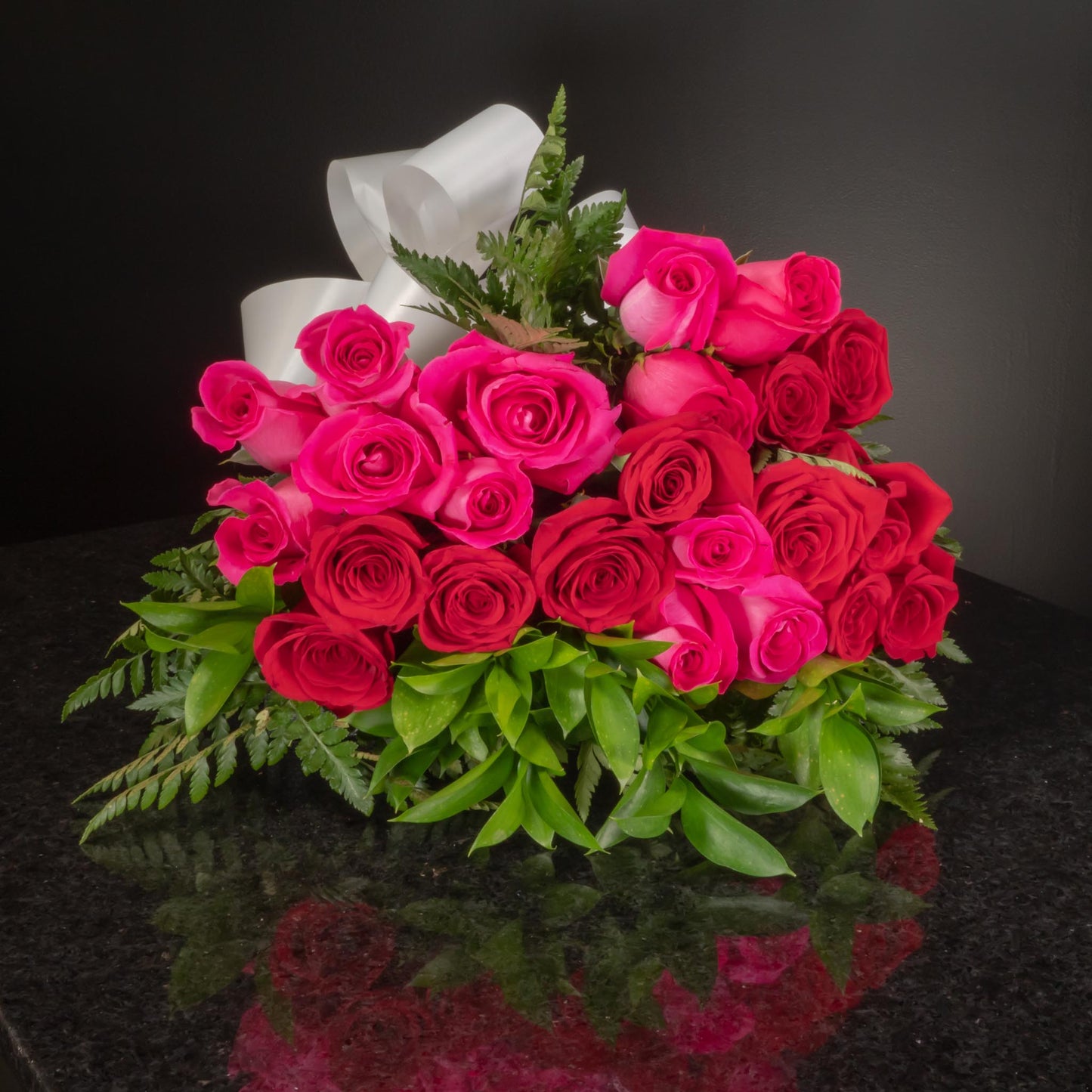 24 Roses / Hand-Tied / Basic