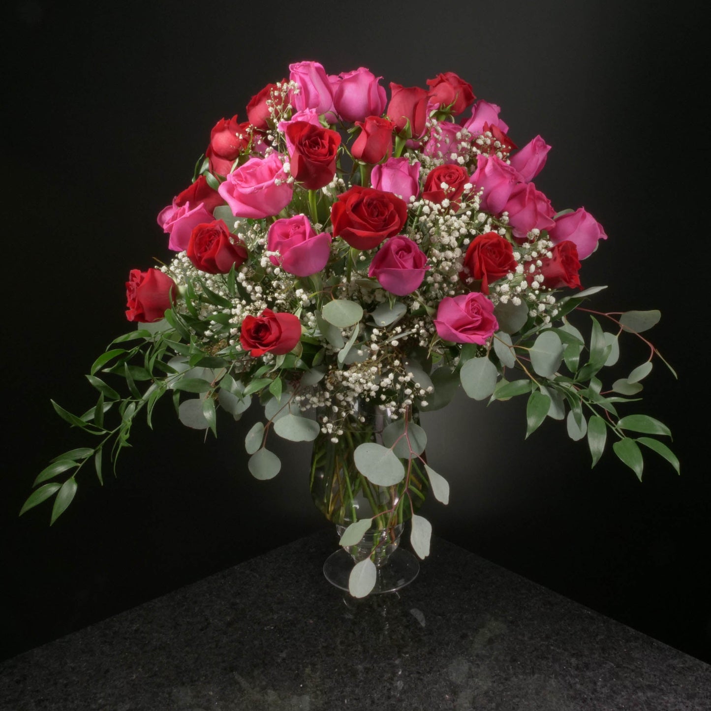 50 Roses / Vase / Fancy