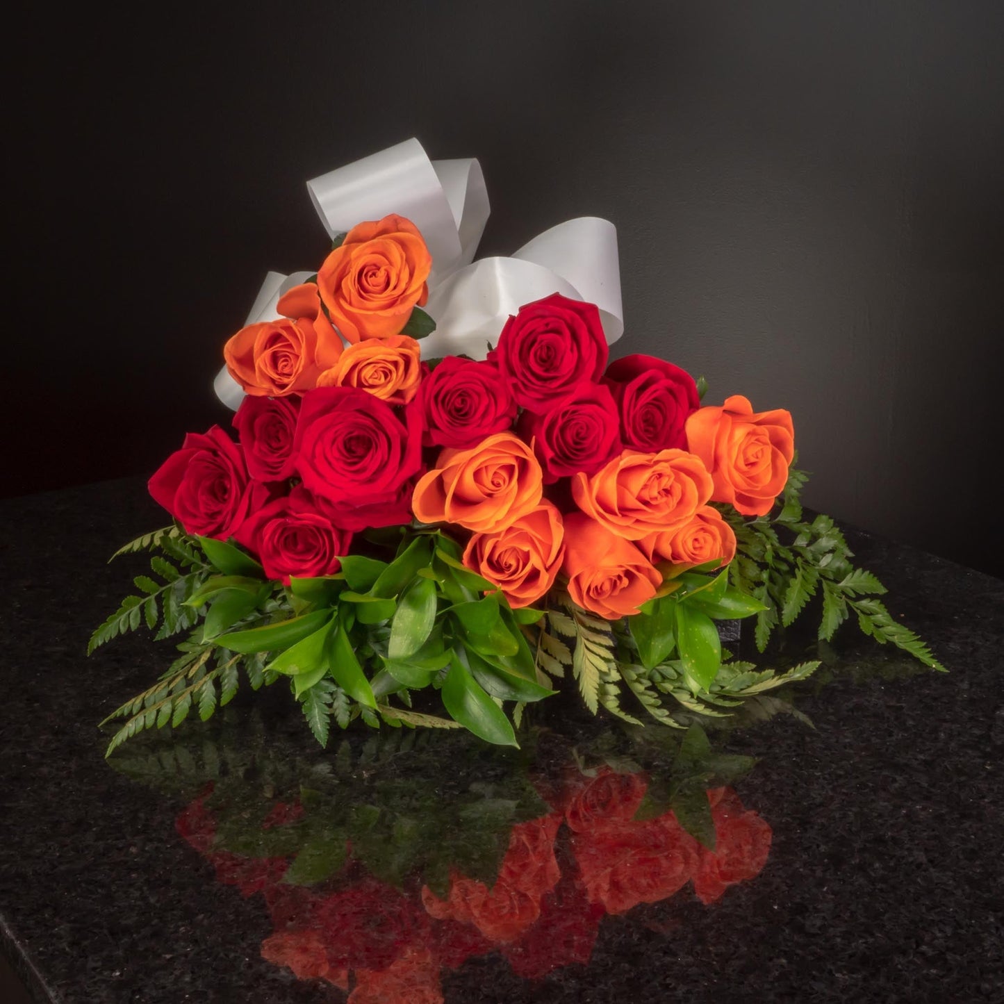 18 Roses / Hand-Tied / Basic