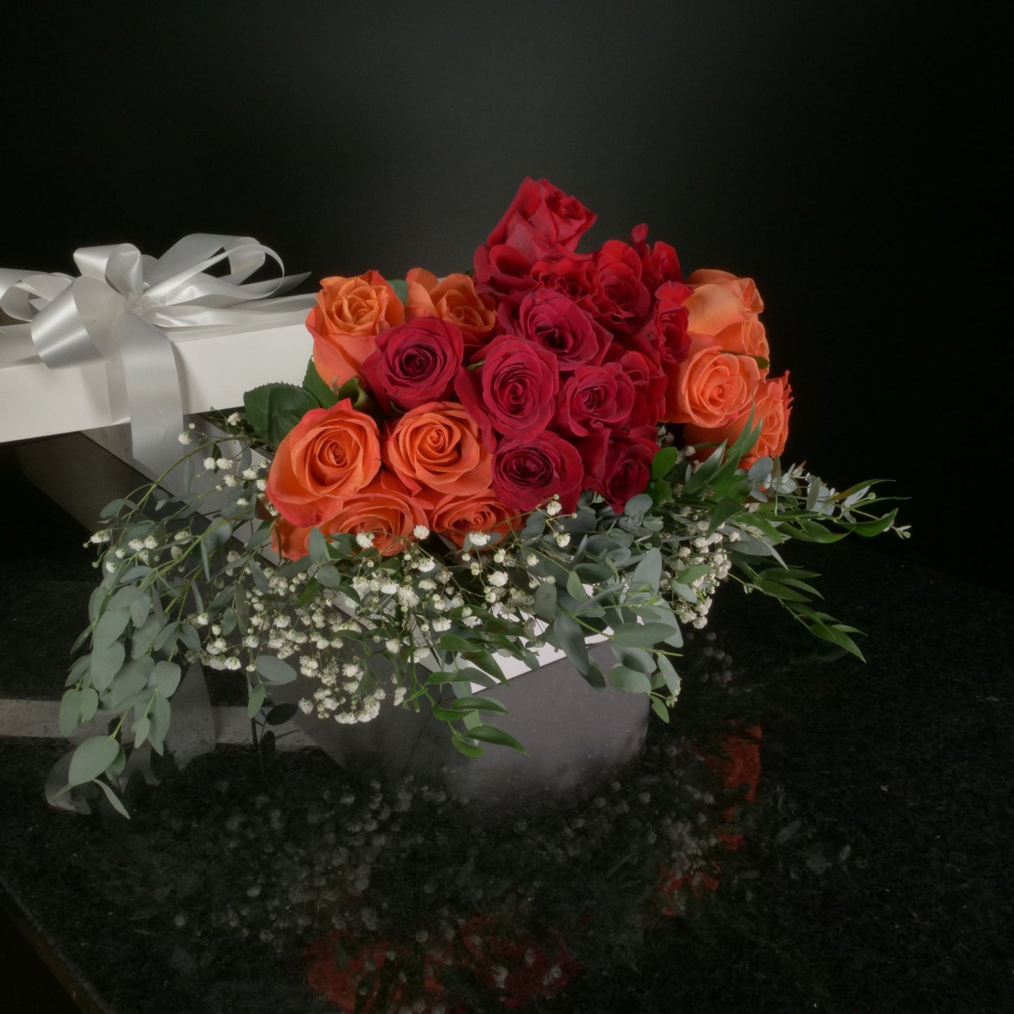 24 Roses / Boxed / Fancy