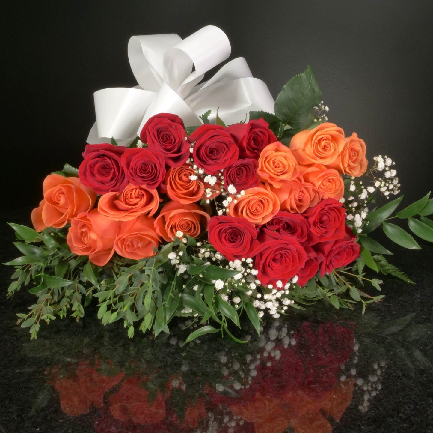 24 Roses / Hand-Tied / Fancy