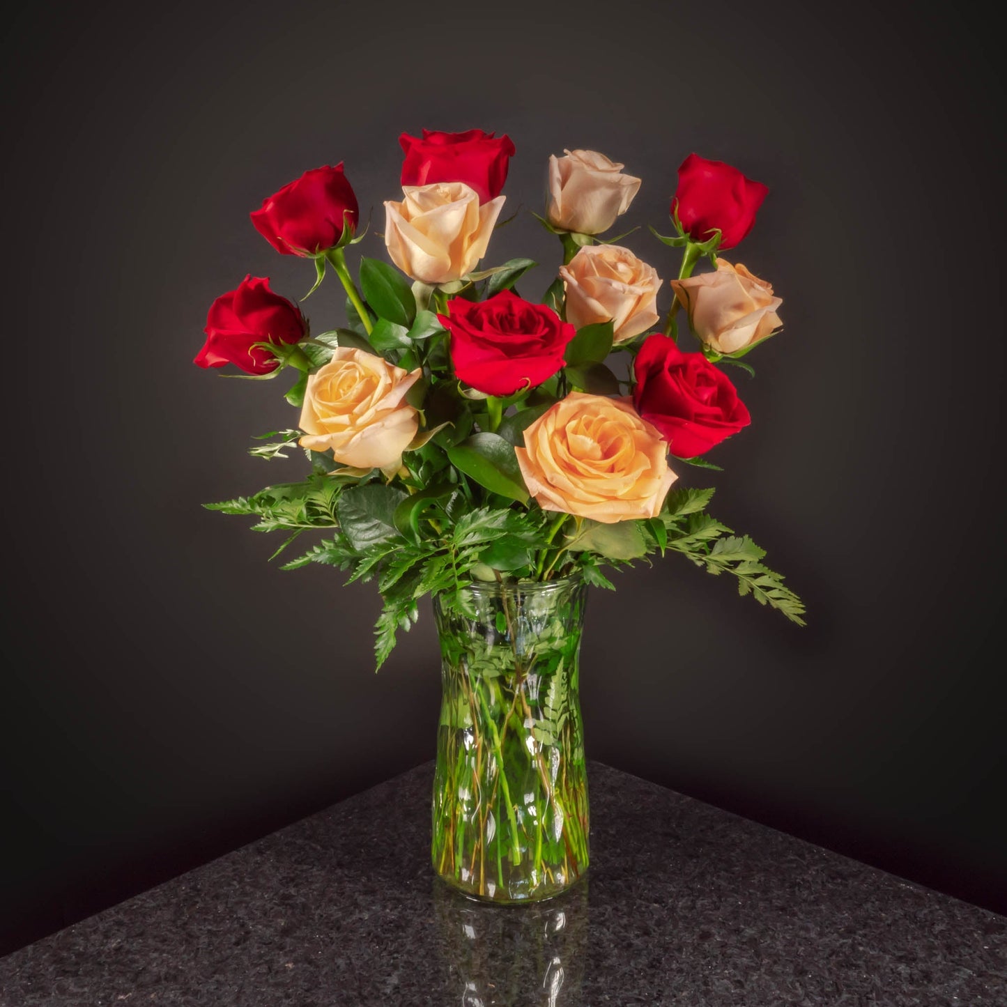 12 Roses / Vase / Basic