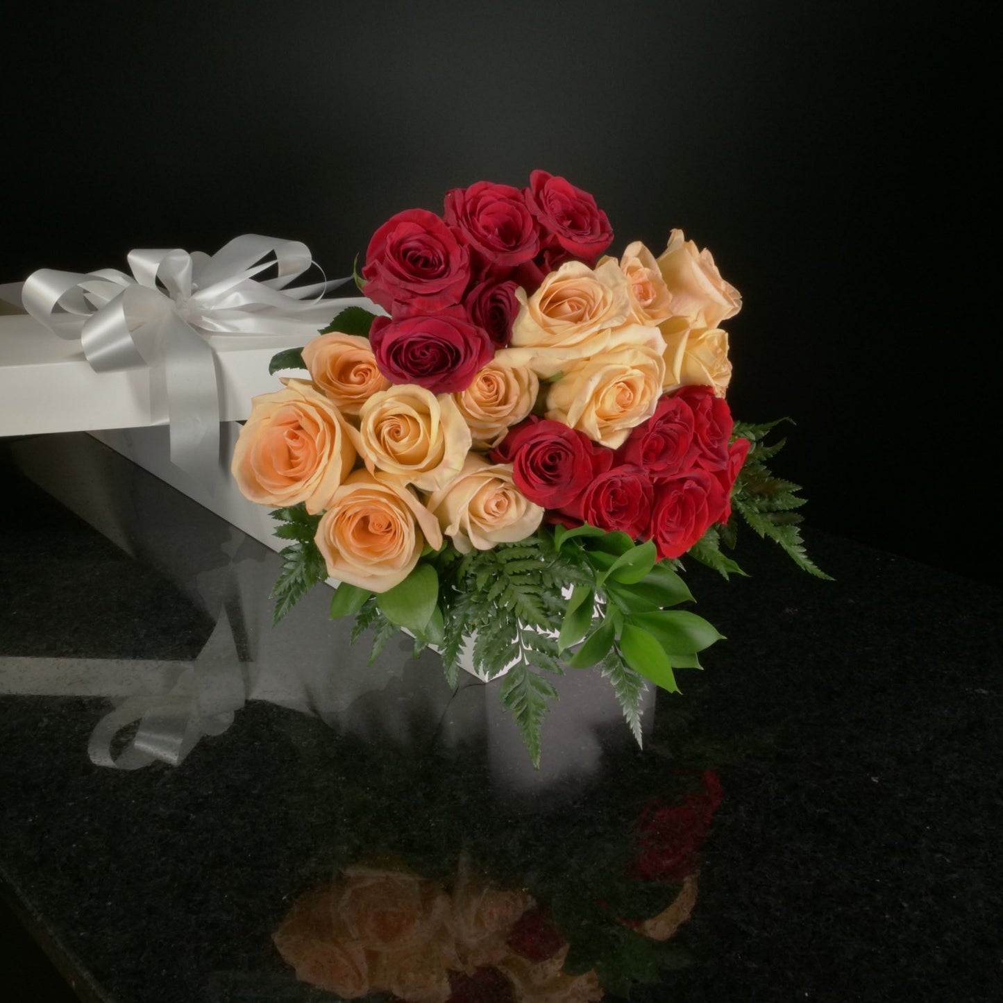 24 Roses / Boxed / Basic