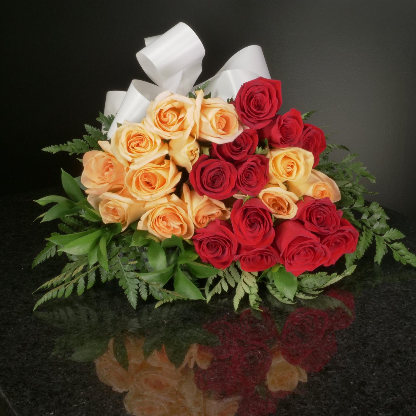 24 Roses / Hand-Tied / Basic