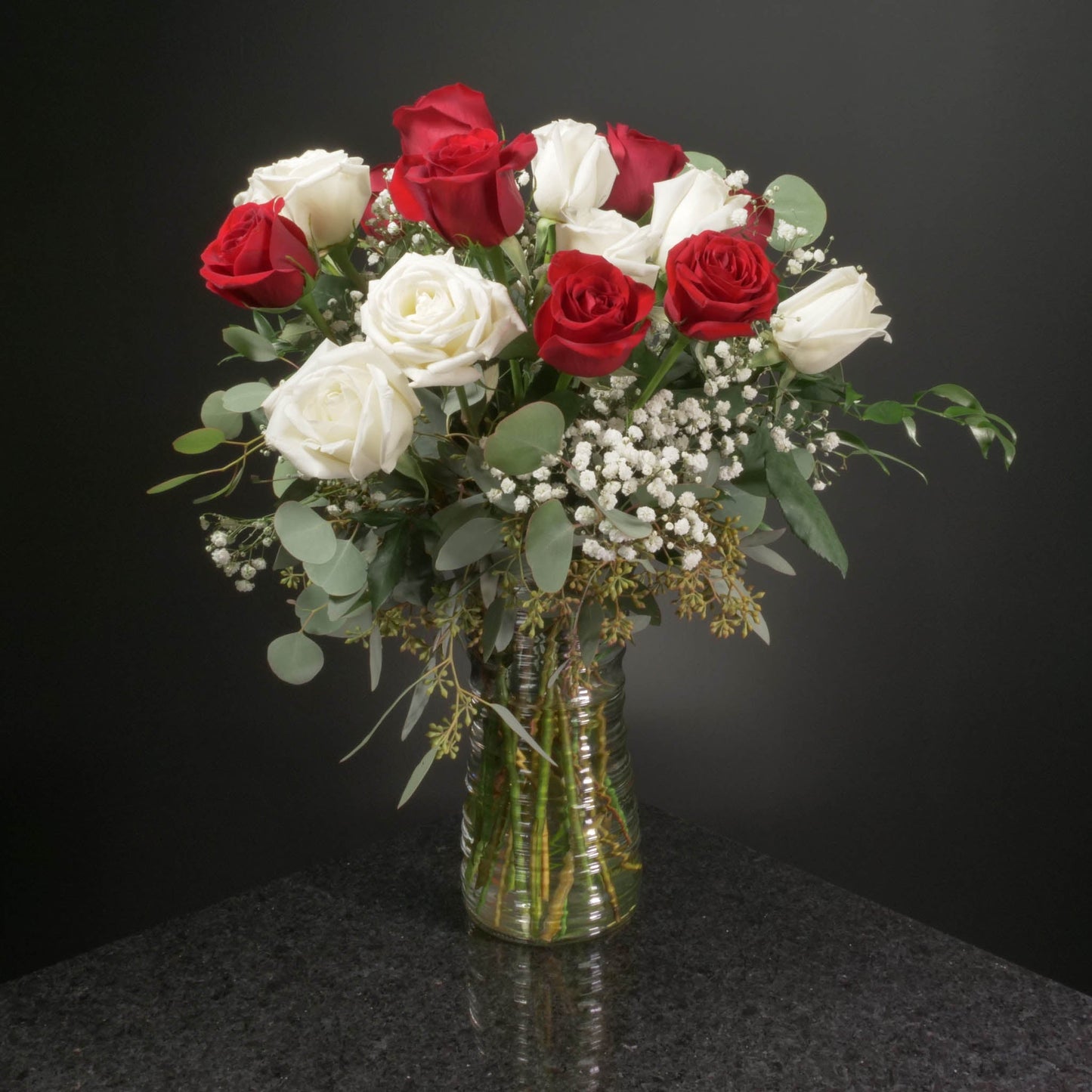 18 Roses / Vase / Fancy