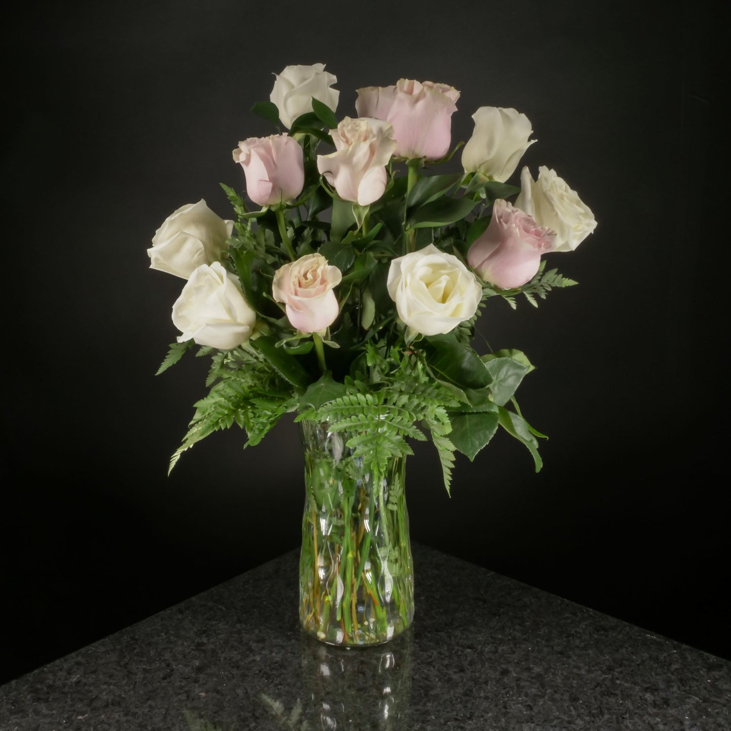 12 Roses / Vase / Basic