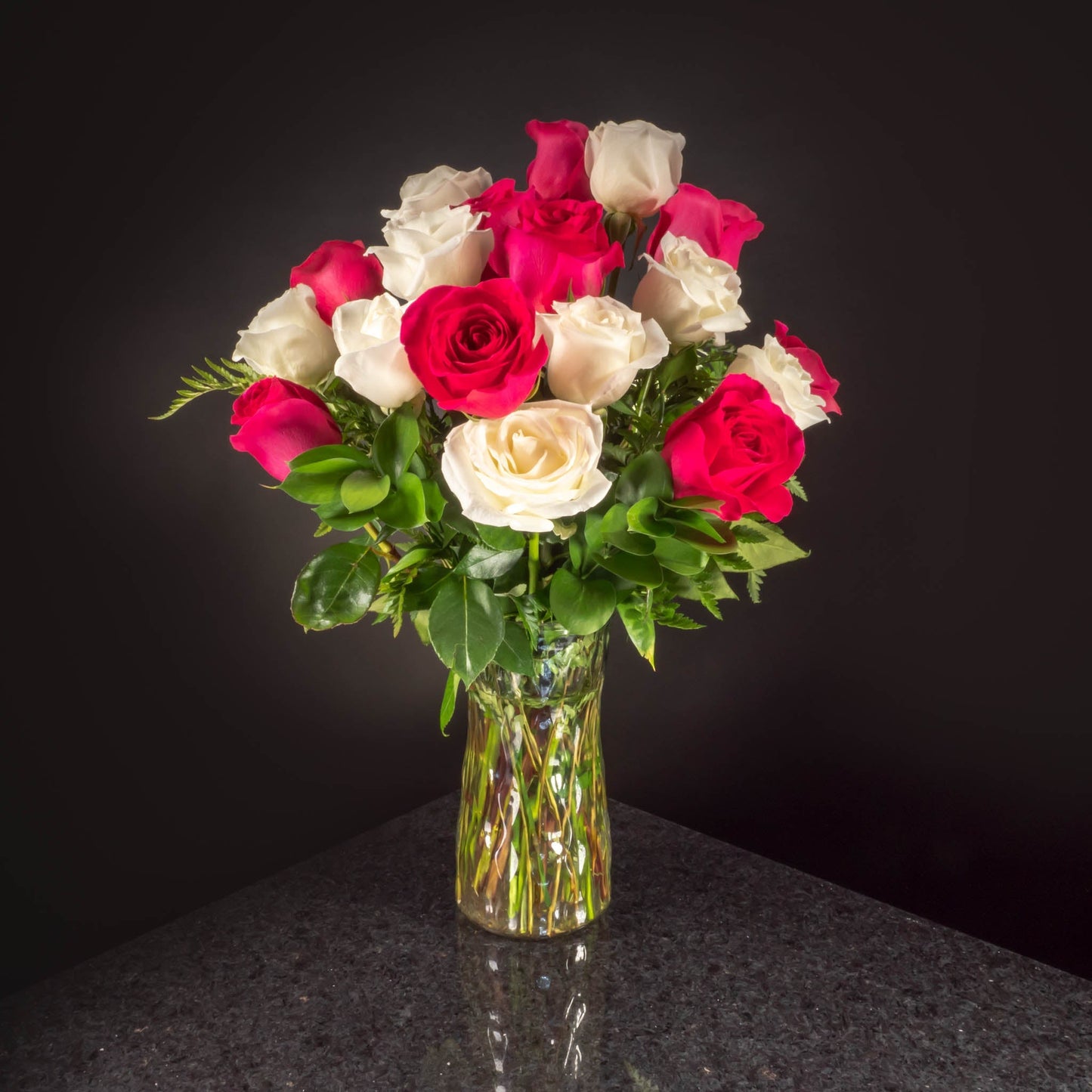 18 Roses / Vase / Basic