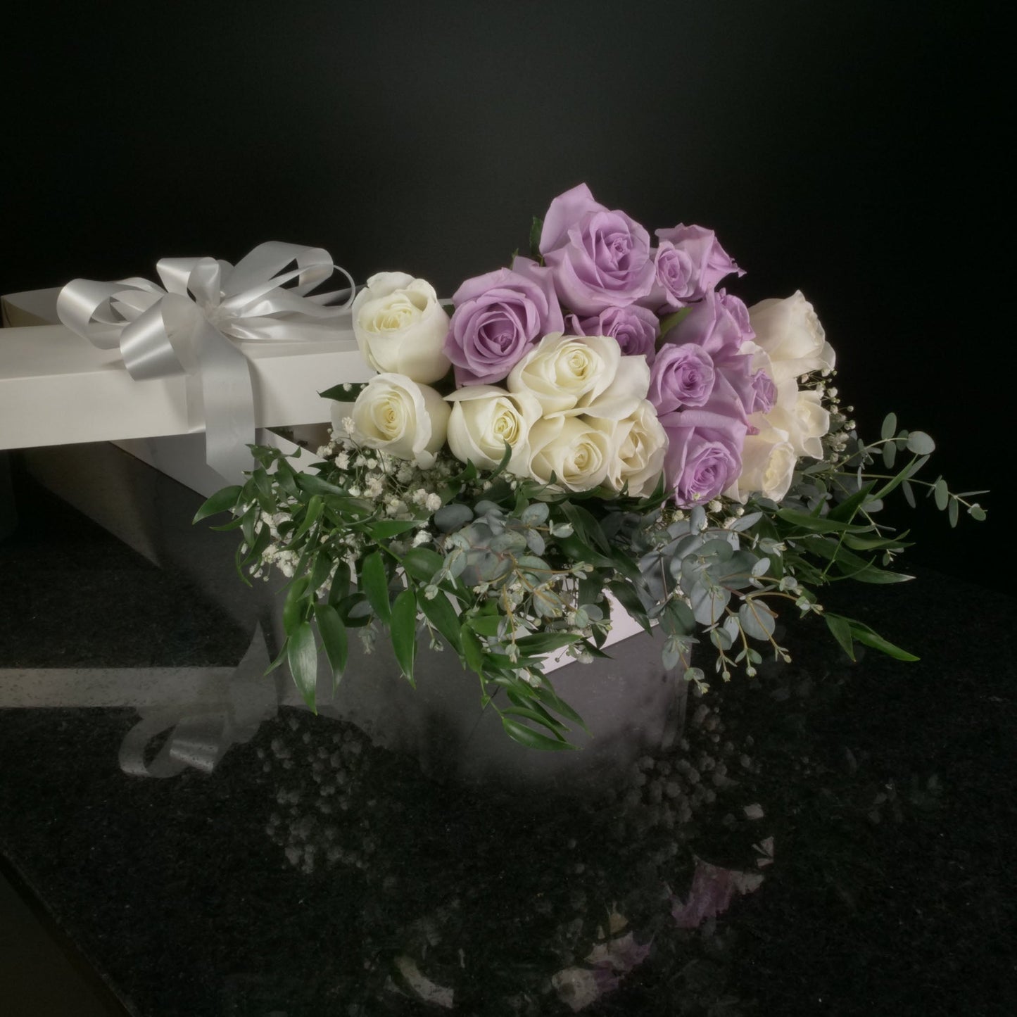 18 Roses / Boxed / Fancy