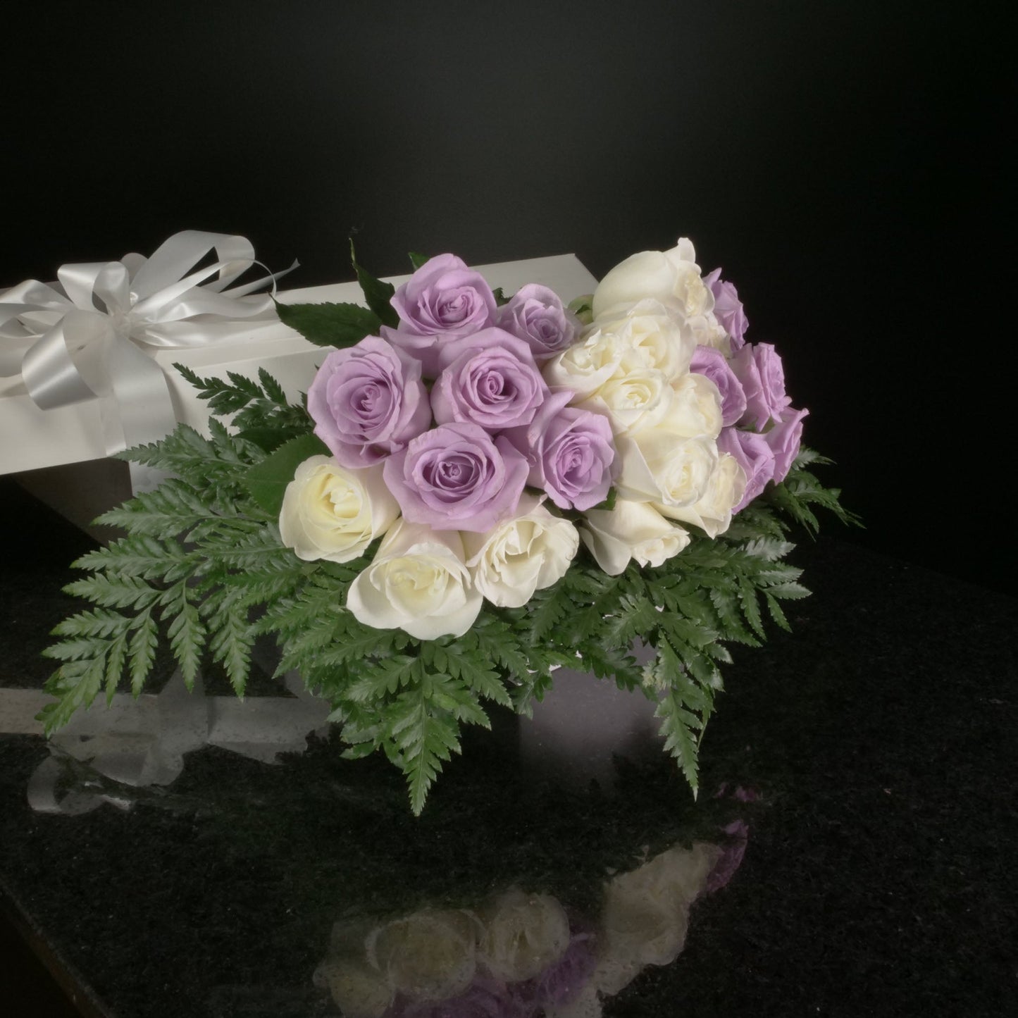 24 Roses / Boxed / Basic